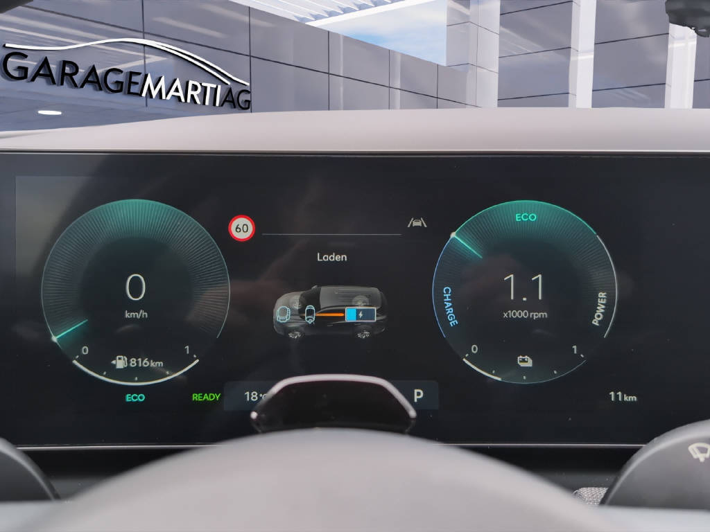 HYUNDAI TUCSON 1.6 T-GDi Hybrid Amplia 2WD-image-13