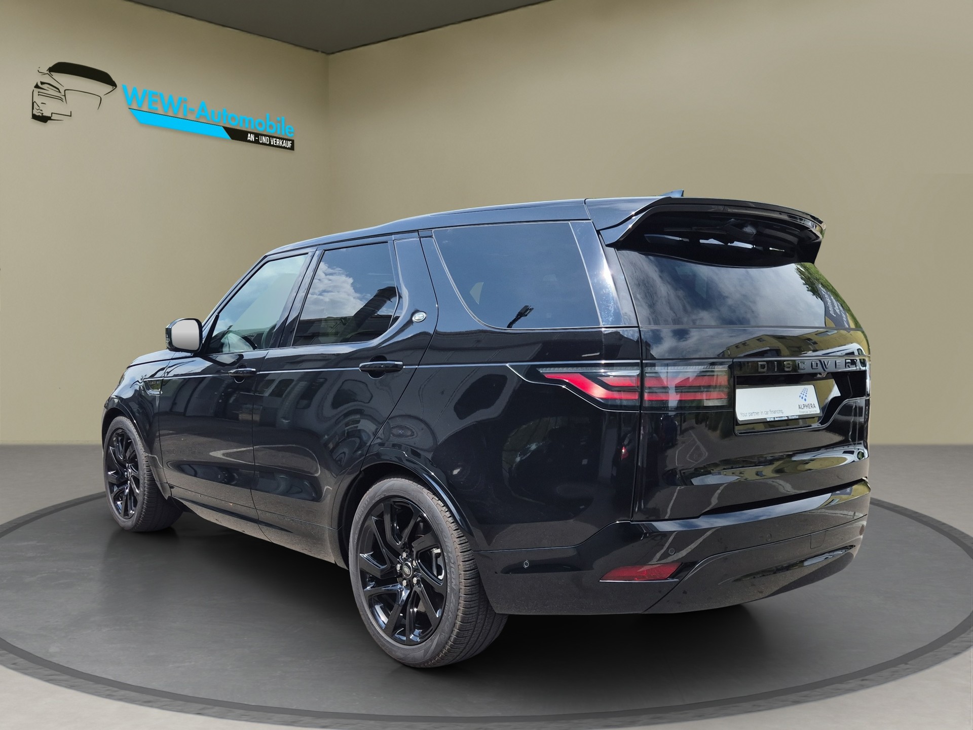 LAND ROVER Discovery 3.0 i6 360 R-Dynamic HSE AWD Automatic-showroom-element-2