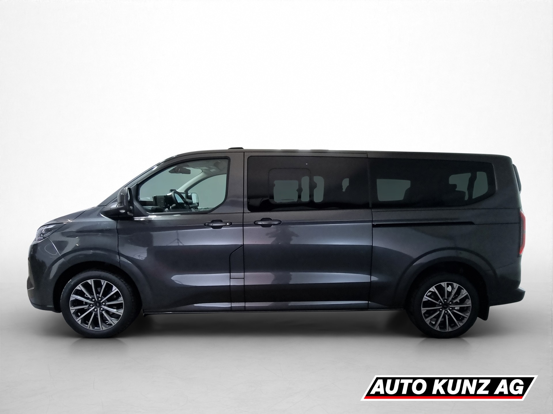 FORD Tourneo Custom Titanium X L2H1 8-Plätzer-showroom-element-2