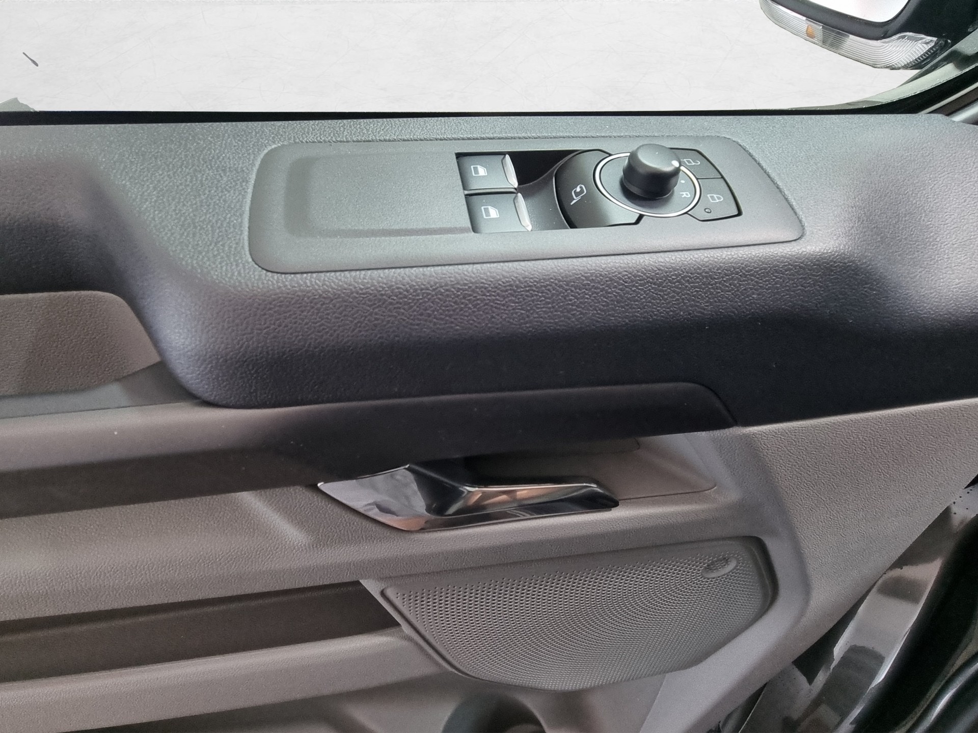 FORD Tourneo Custom Titanium X L2H1 8-Plätzer-image-11