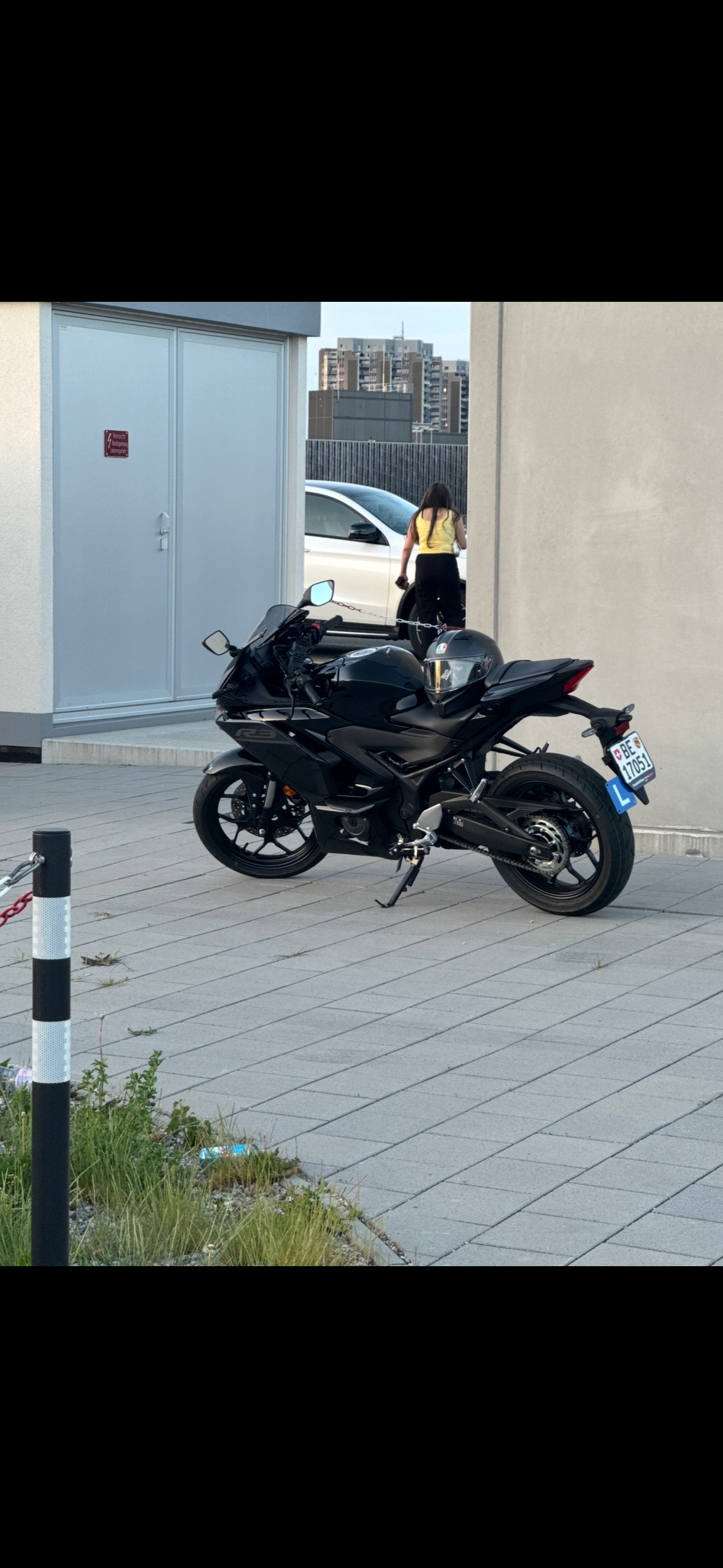 YAMAHA YZF-R3-image-5