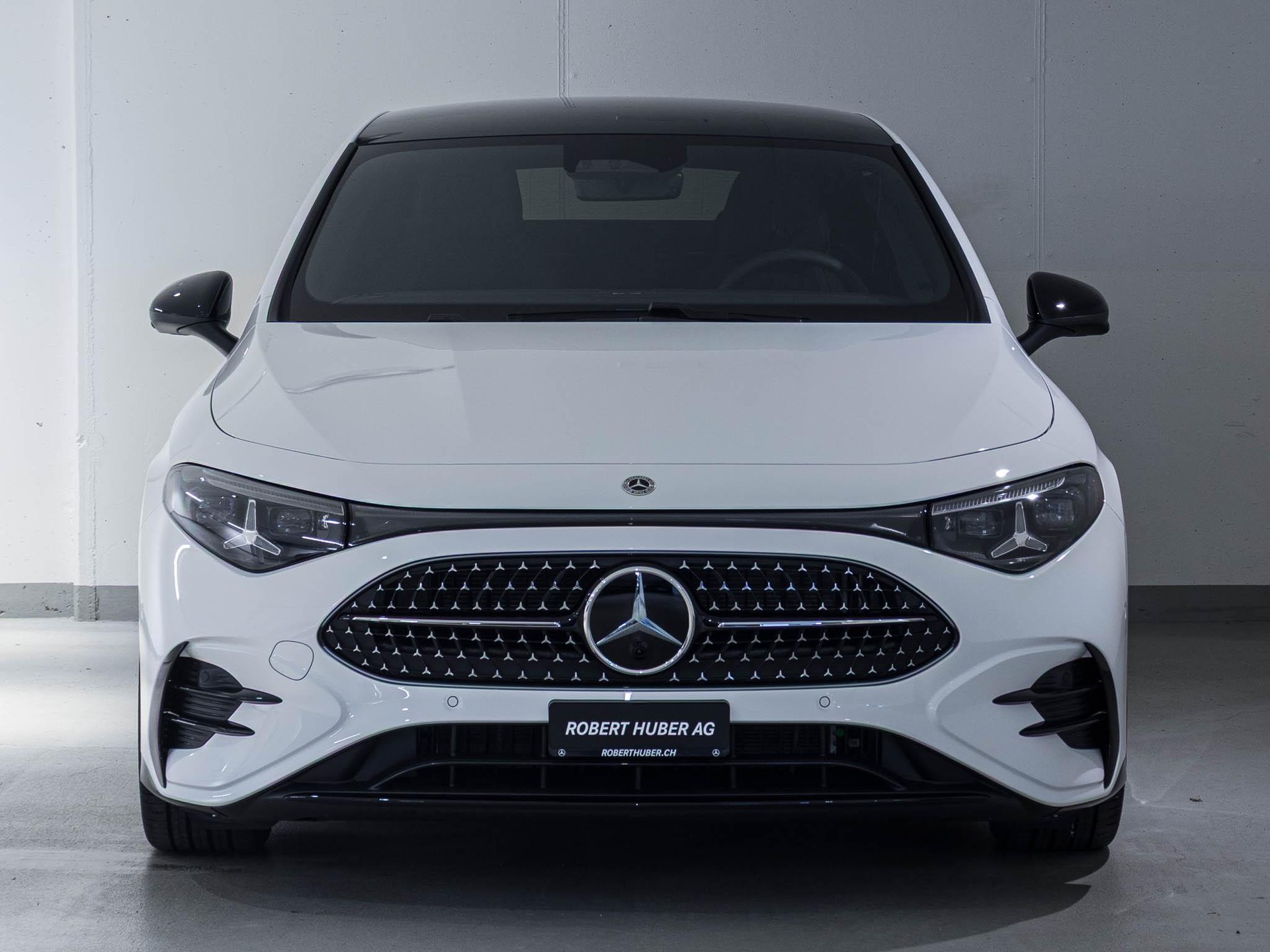 MERCEDES-BENZ CLA 200-image-2