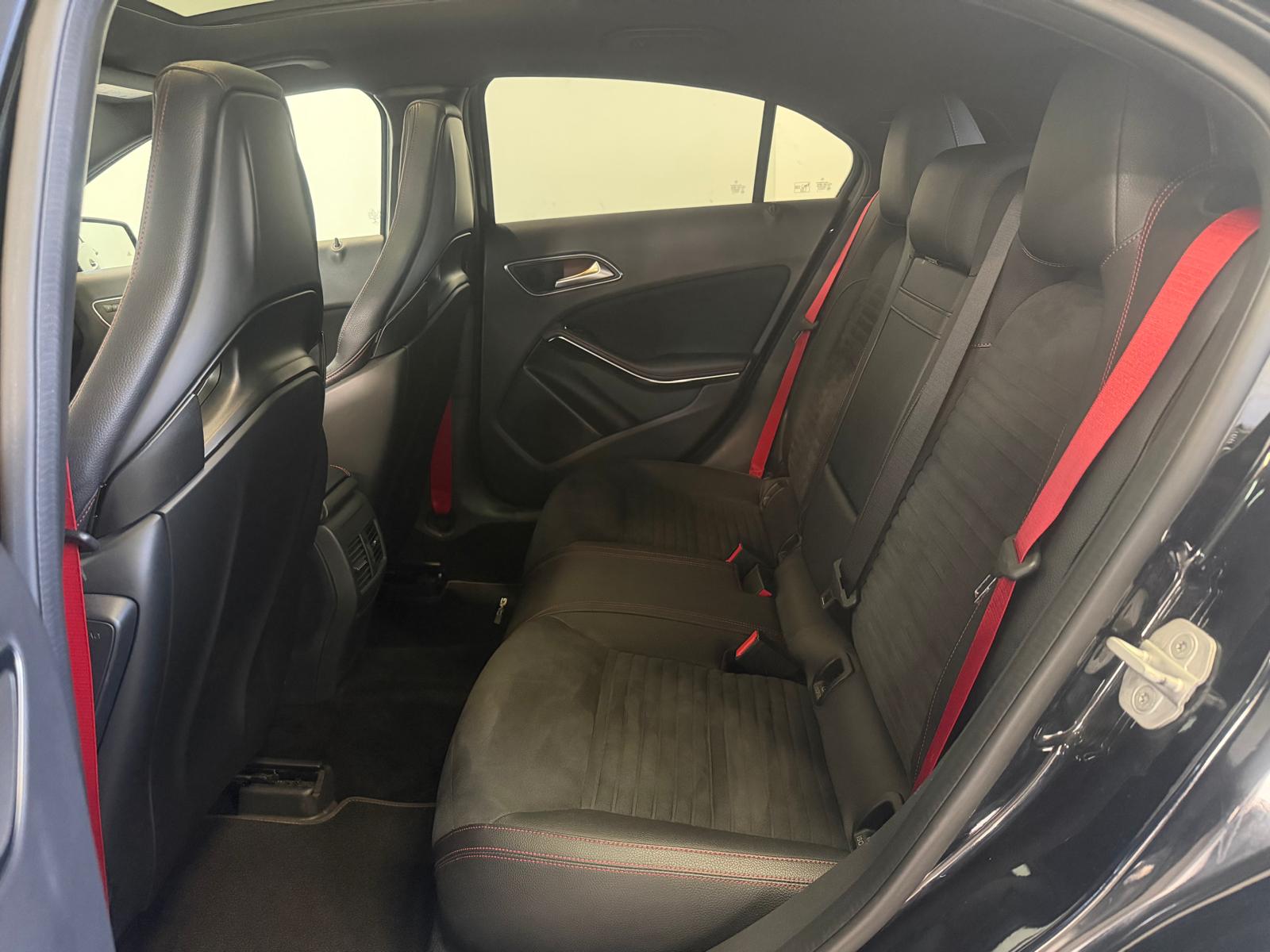 MERCEDES-BENZ A 45 AMG 4Matic Speedshift 7G-DCT-image-17