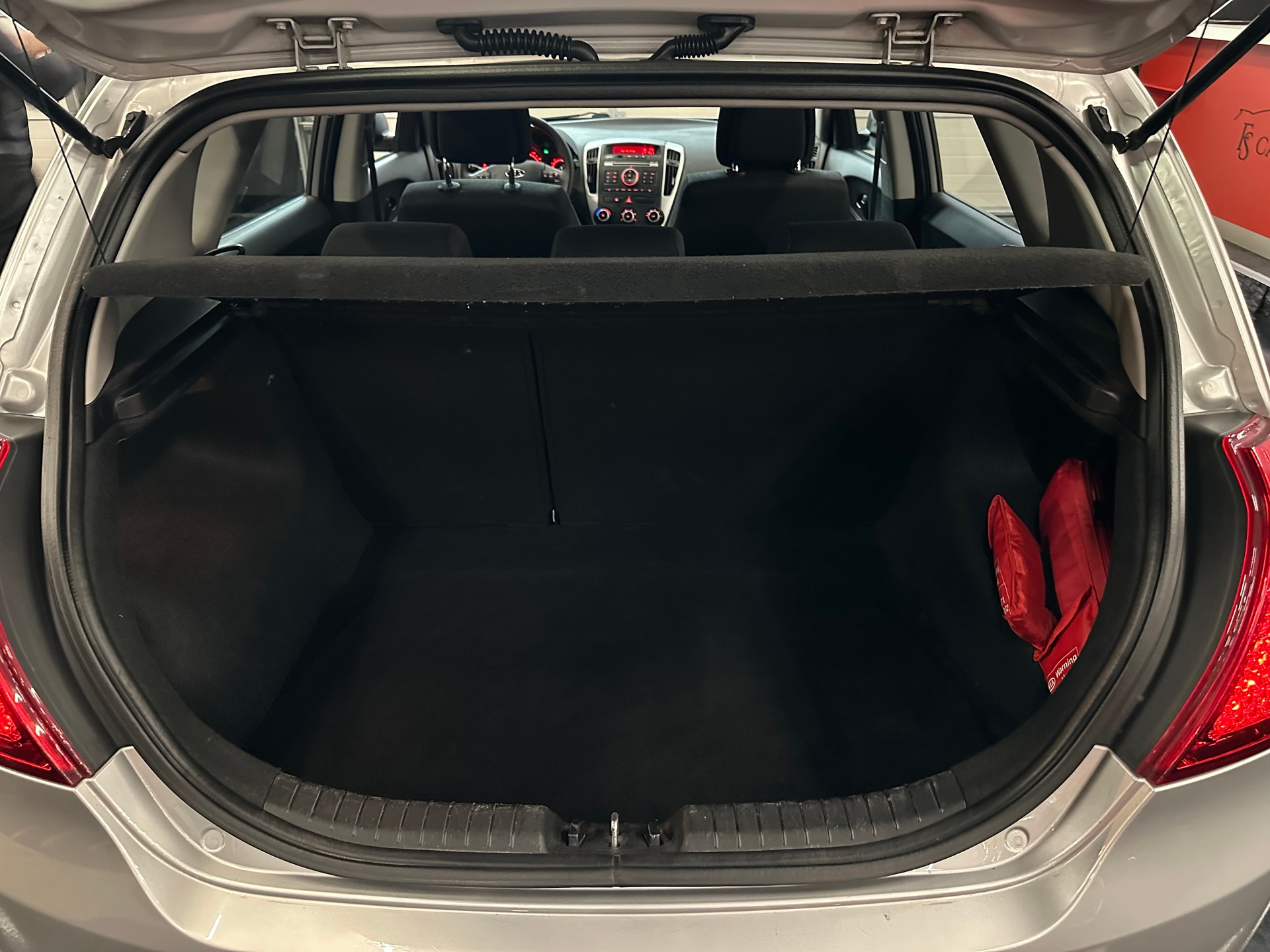 KIA CEED-image-17