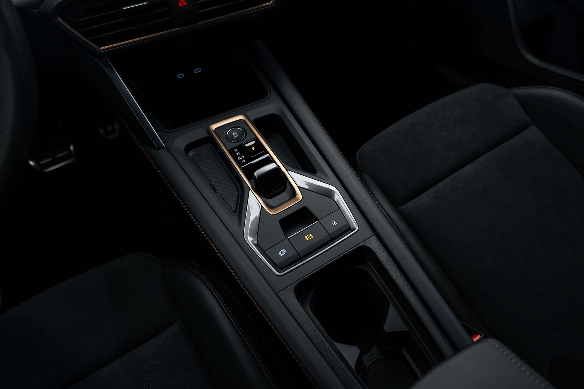 CUPRA CUPRA LEON ST 1.5 eTSi DSG-Automat-image-27
