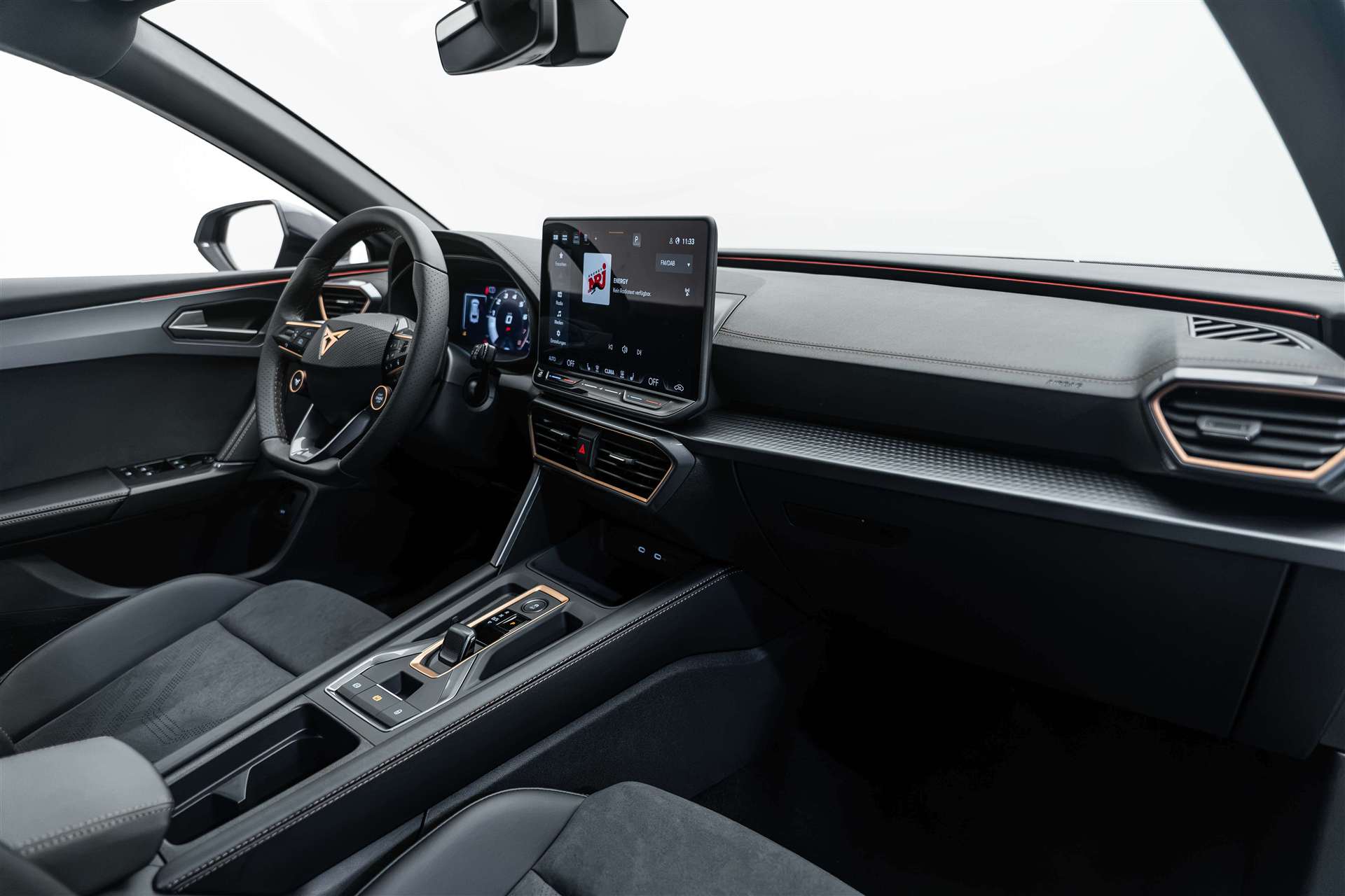 CUPRA CUPRA LEON ST 1.5 eTSi DSG-Automat-image-11