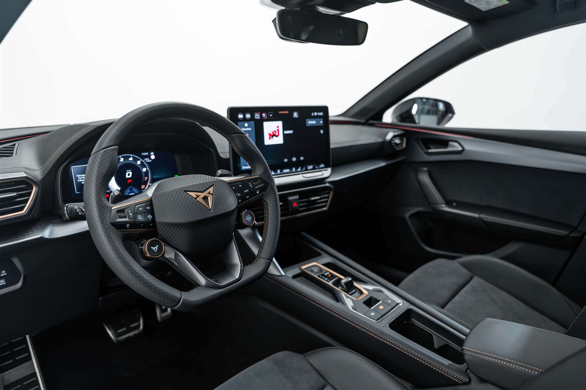 CUPRA CUPRA LEON ST 1.5 eTSi DSG-Automat-image-7