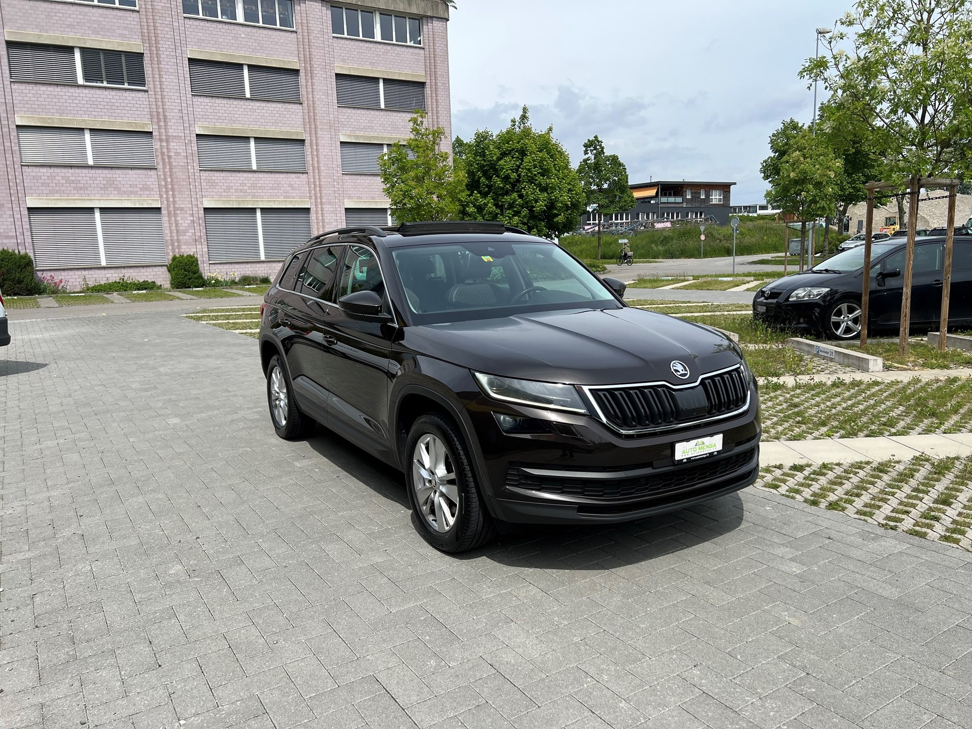 SKODA Kodiaq 2.0 TSI Style DSG 4x4-image-2