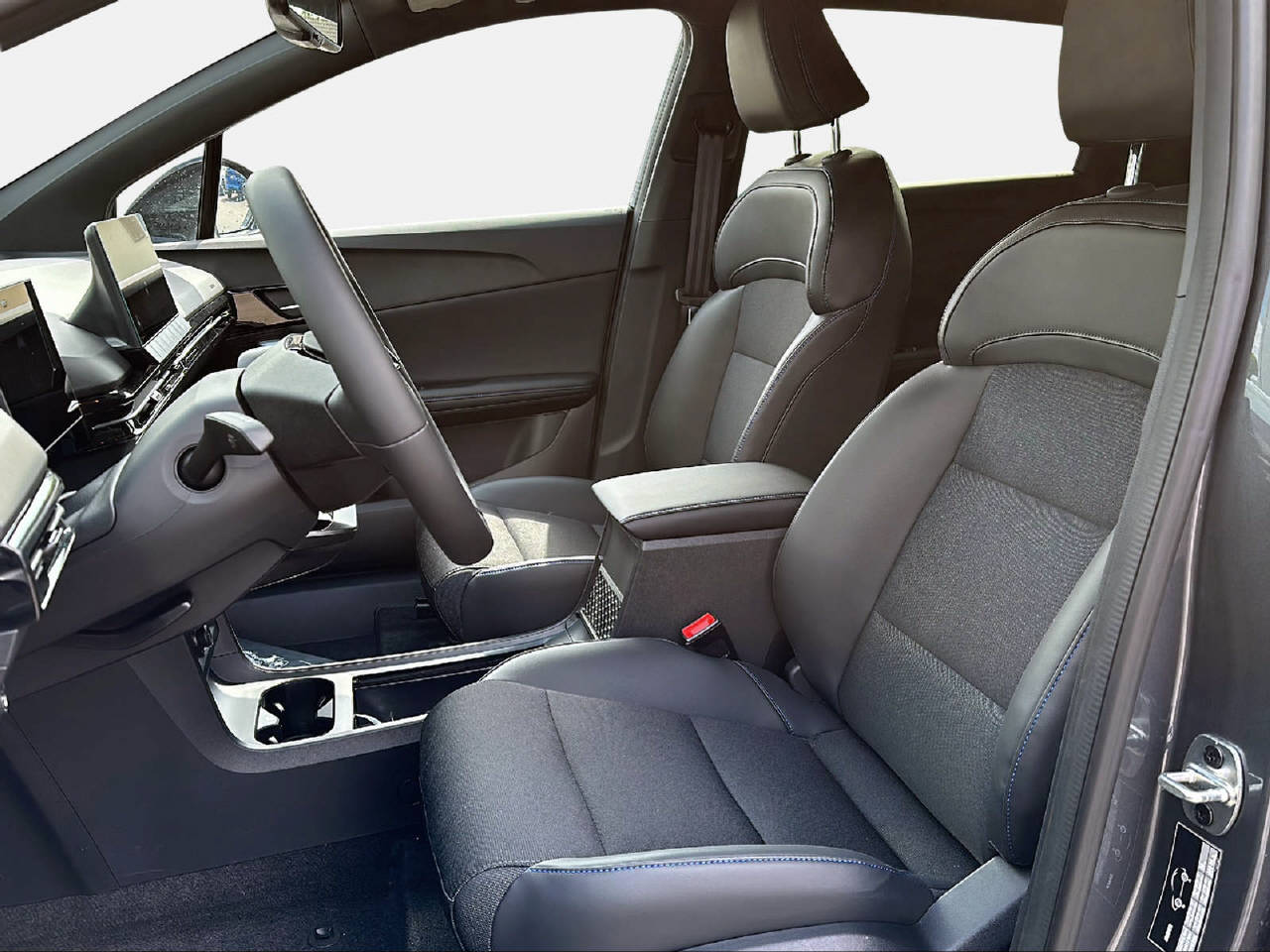 MG 4 Luxury 64kWh-image-9