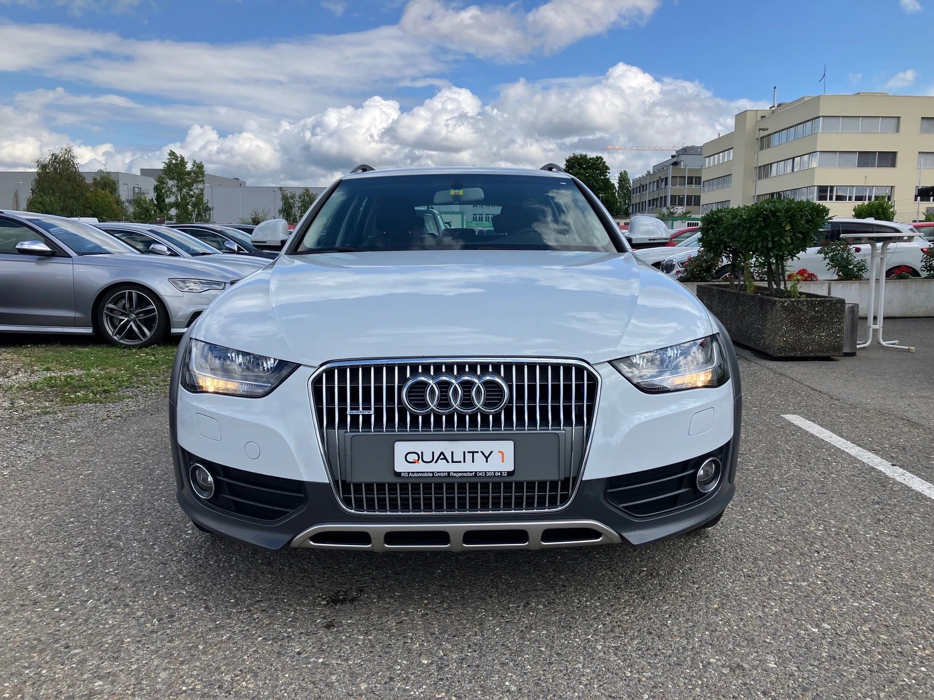 AUDI A4 allroad 2.0 TFSI quattro S-tronic-image-4
