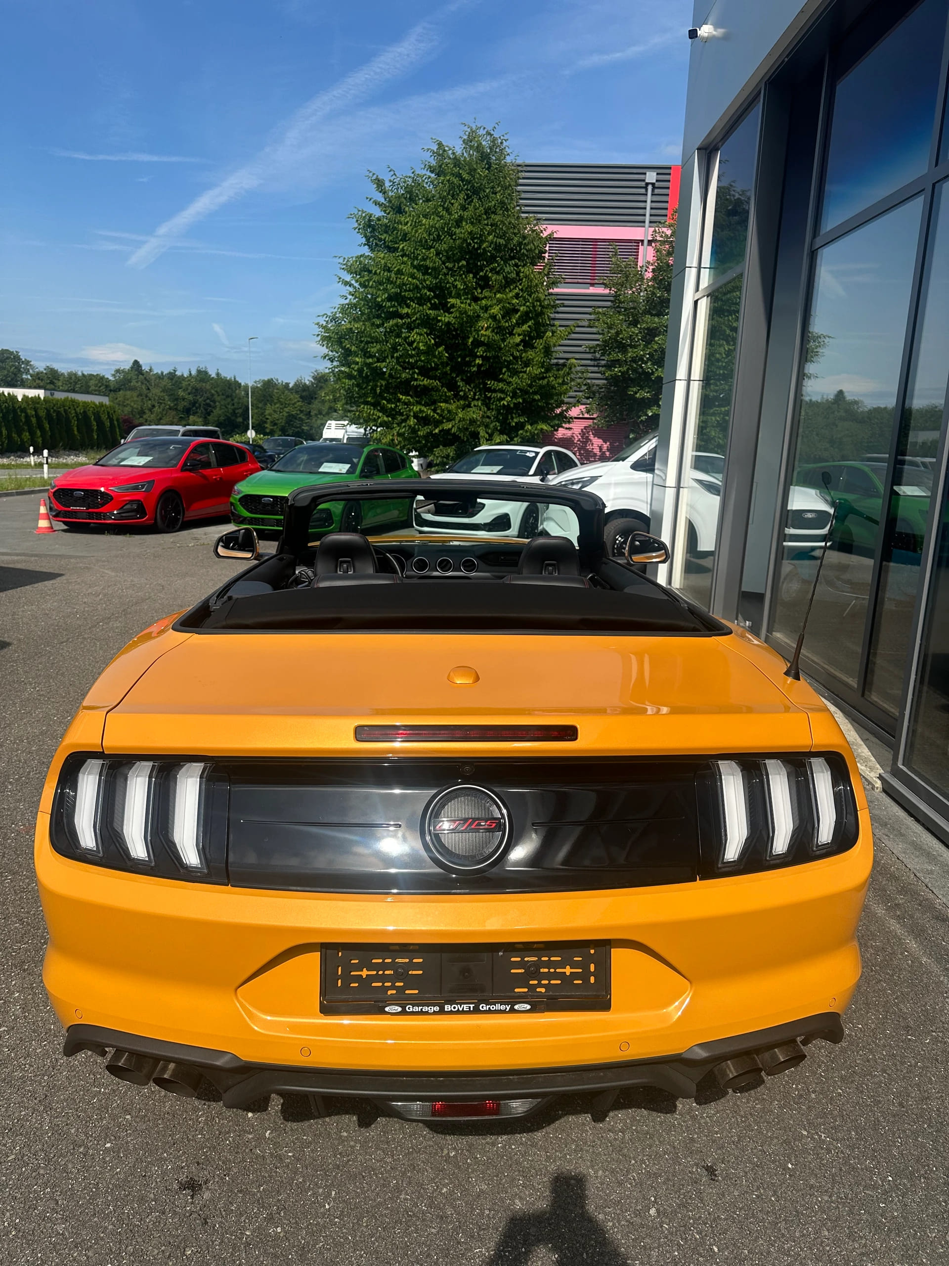 FORD Mustang Convertible 5.0 V8 GT Automatique-image-5