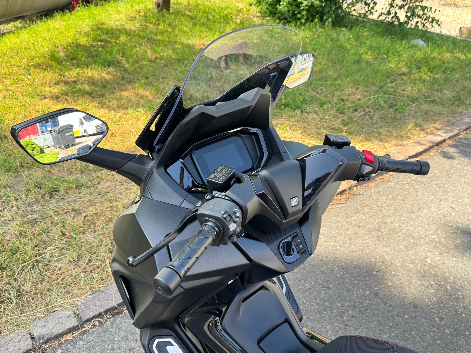 HONDA NSS 350 Special Edition-image-9