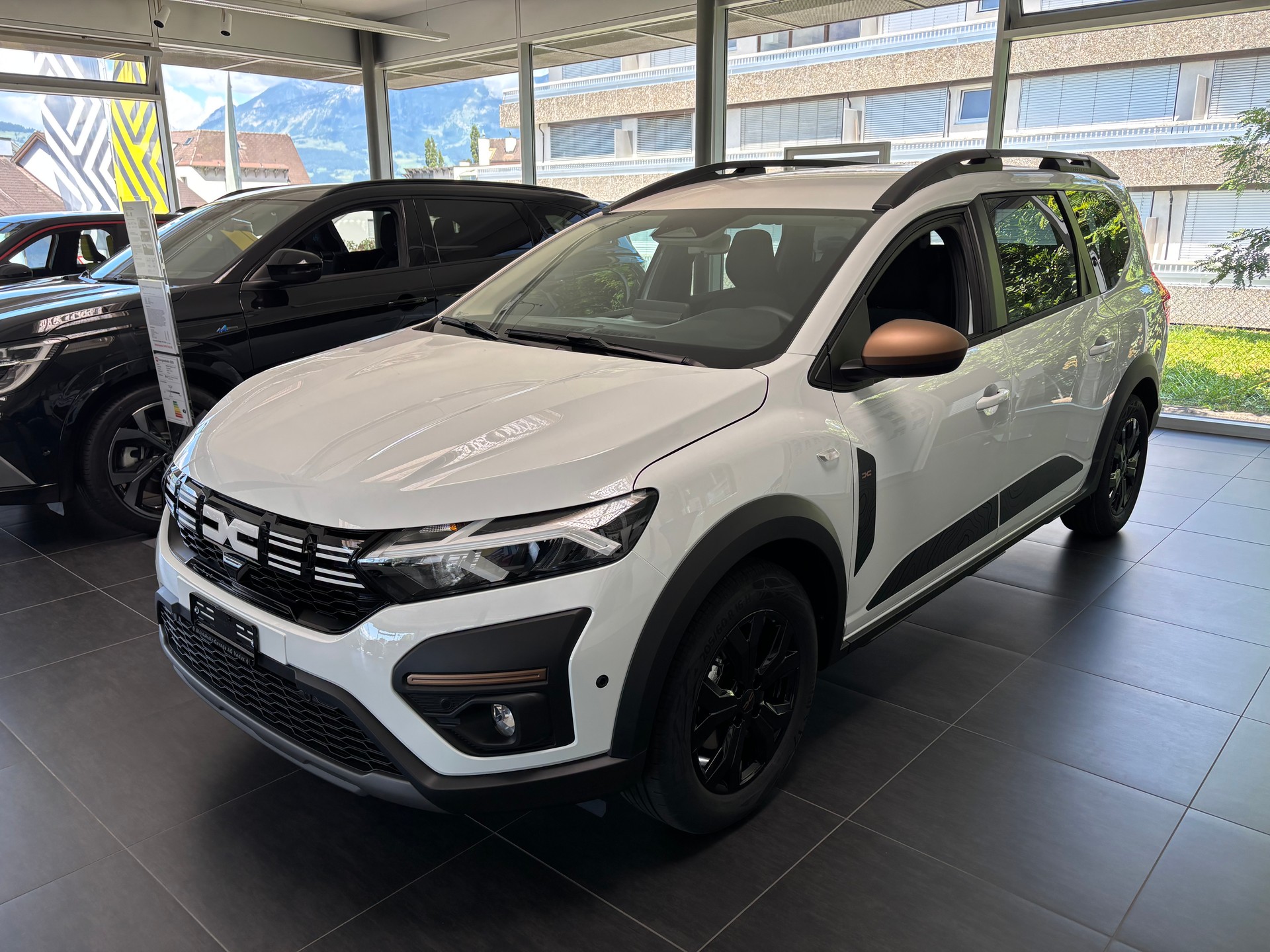 DACIA Jogger Extreme Hybrid 140 7-Plätzer