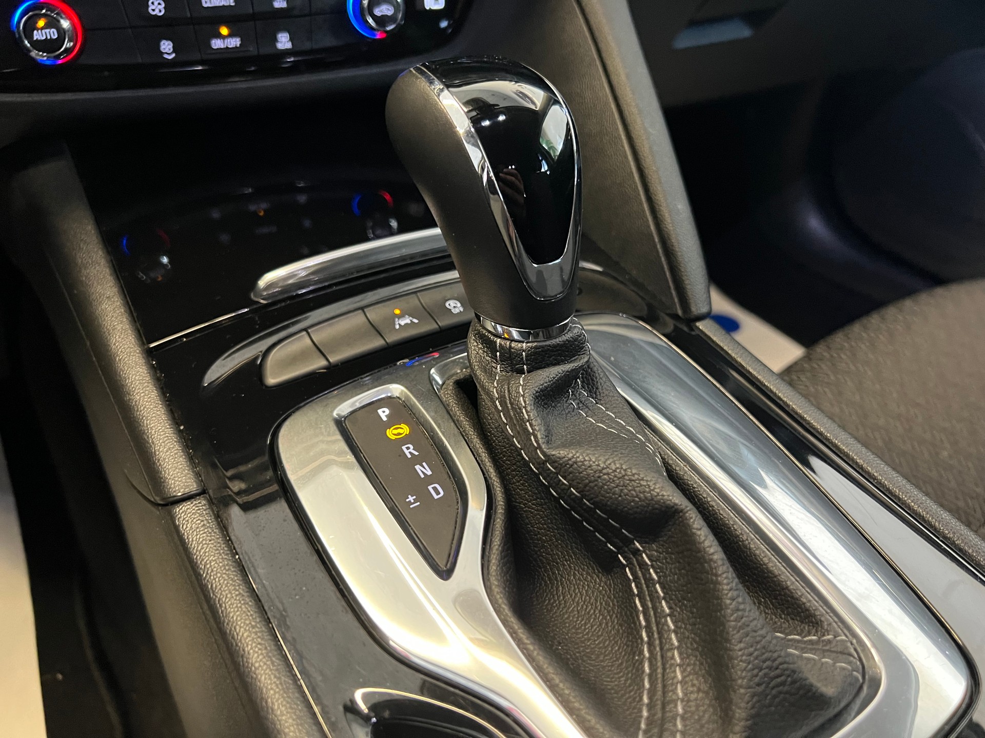 OPEL Insignia 2.0 CDTI Sports Tourer Edition Automatic ⭐️-image-11
