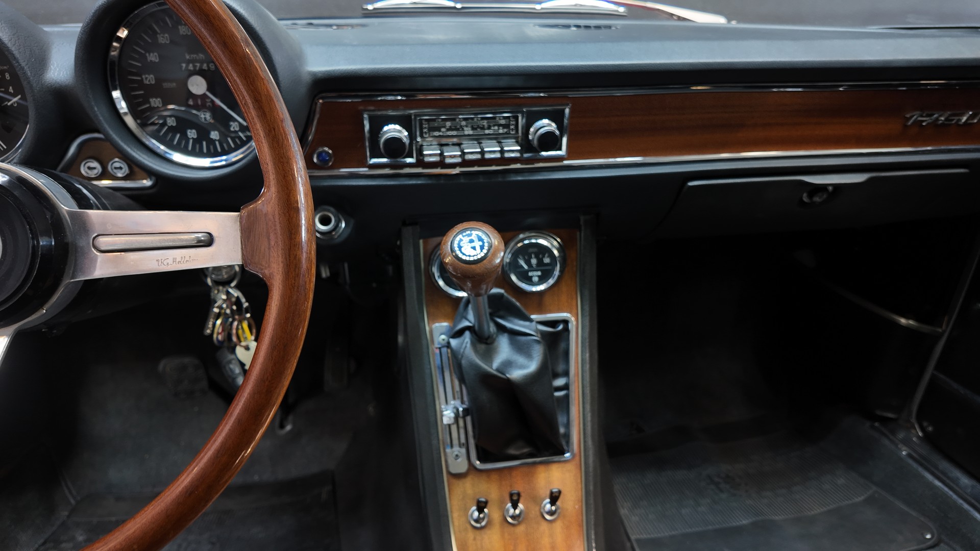 ALFA ROMEO 1750-image-13