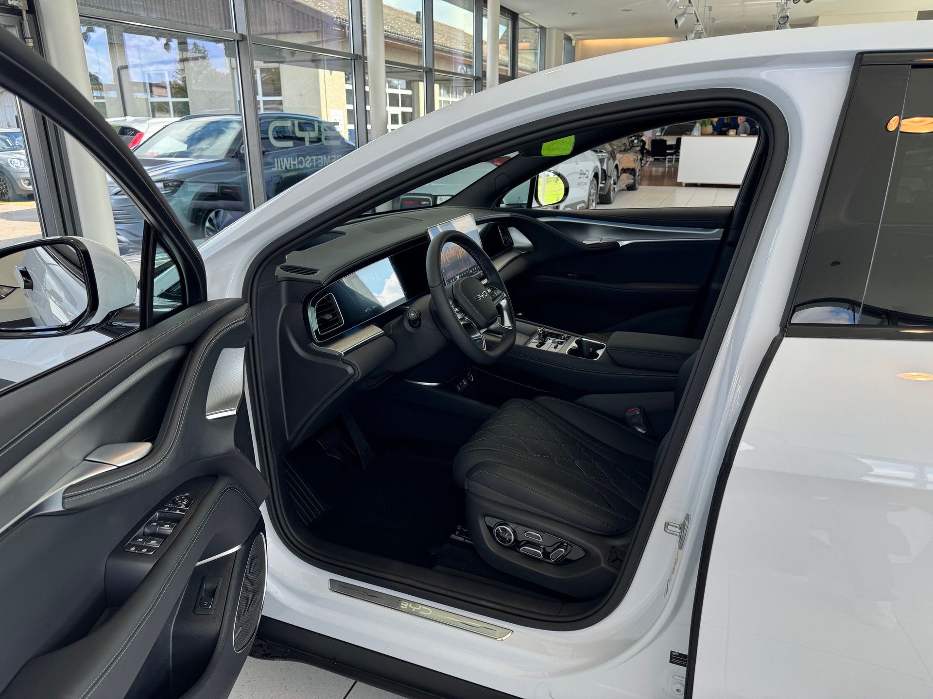 BYD Sealion 7 91,3 kWh Excellence-image-10
