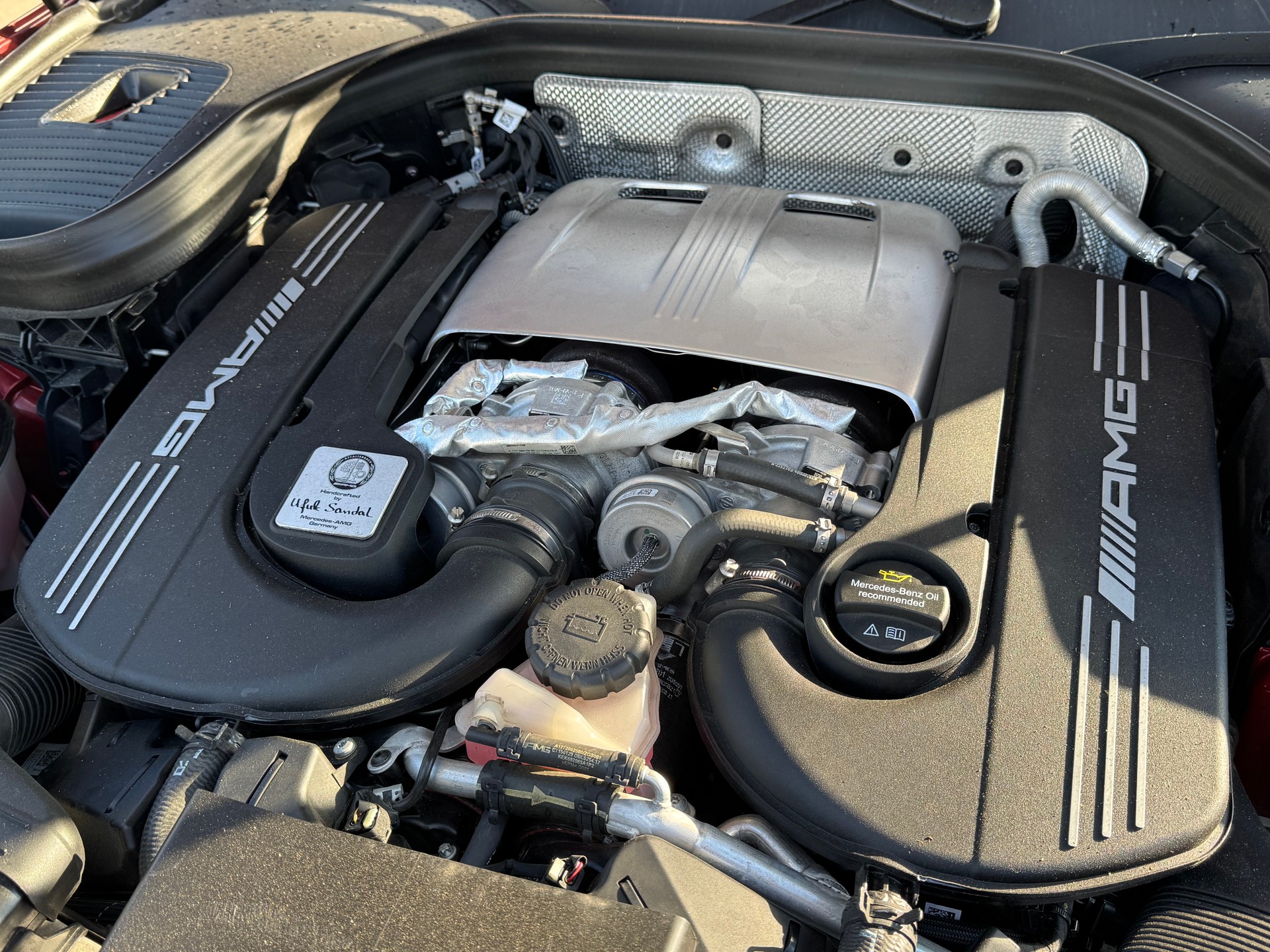 MERCEDES-BENZ GLC 63 S AMG 4Matic 9G-Tronic-image-15