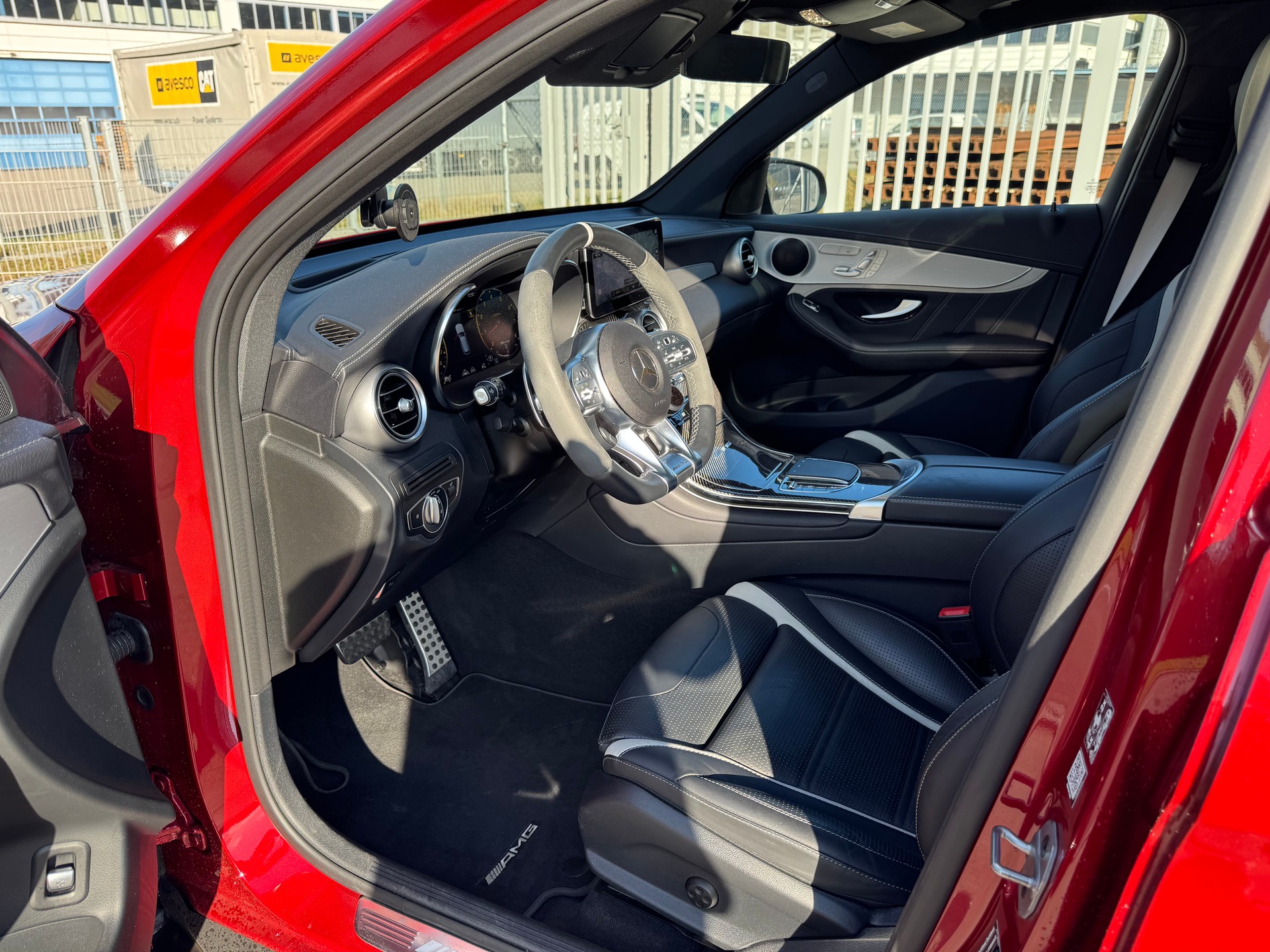 MERCEDES-BENZ GLC 63 S AMG 4Matic 9G-Tronic-image-5
