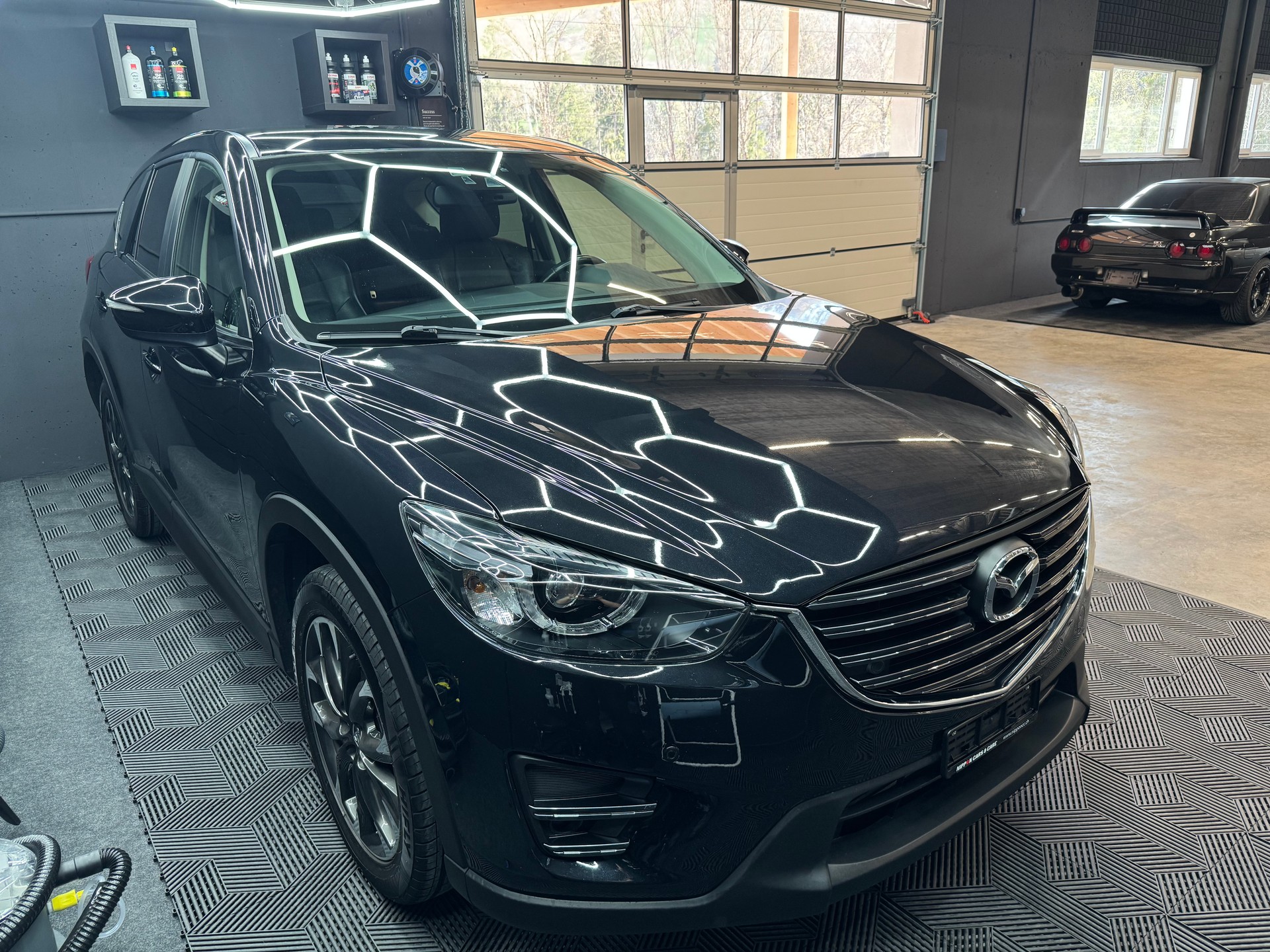 MAZDA CX-5 2.2 D HP Revolution AWD-showroom-element-2