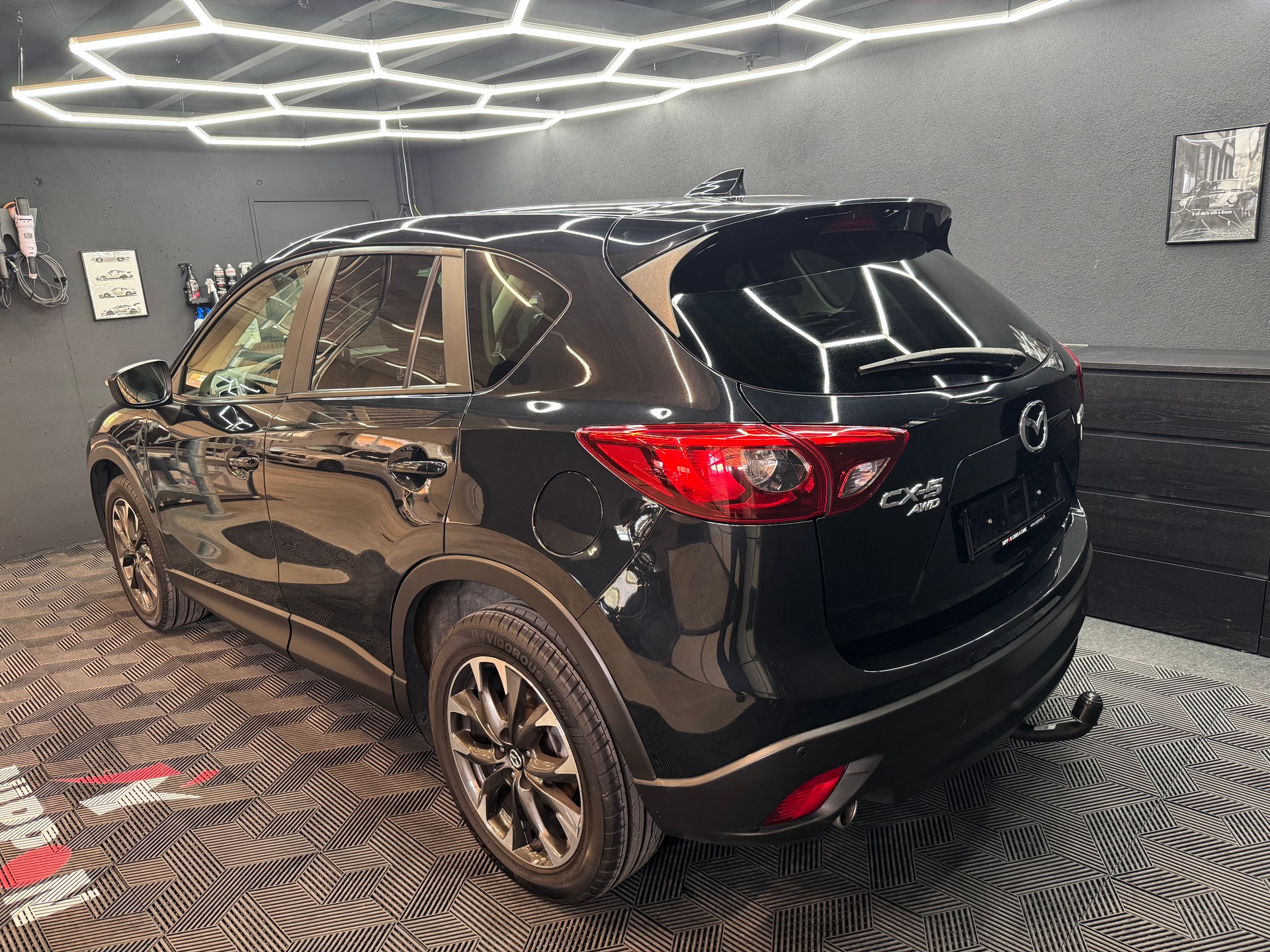 MAZDA CX-5 2.2 D HP Revolution AWD-image-4