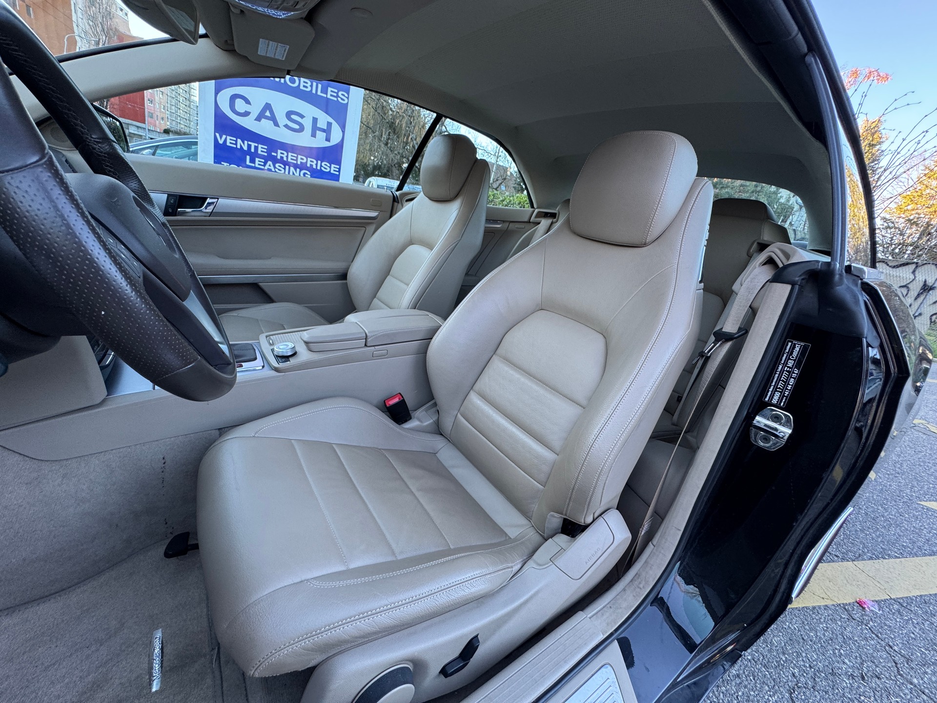 MERCEDES-BENZ E 250 CGI BlueEfficiency 7G-Tronic-image-7