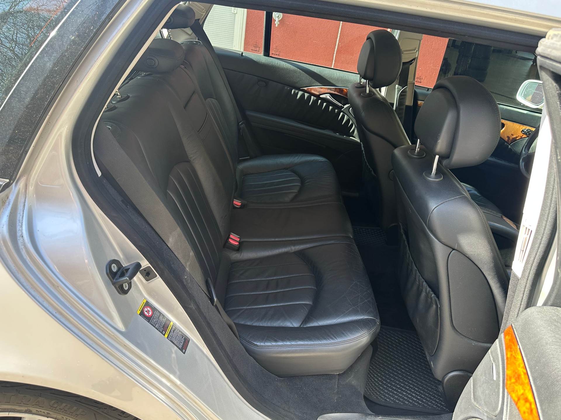 MERCEDES-BENZ E 200 Kompressor Elégance-image-12