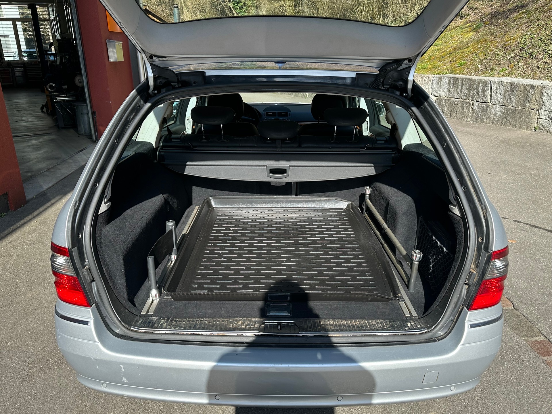 MERCEDES-BENZ E 200 Kompressor Elégance-image-7