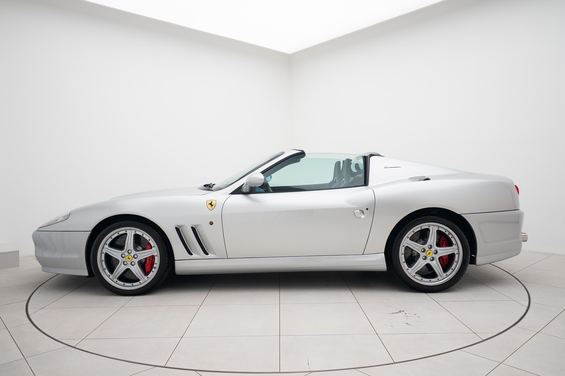 FERRARI 575 Superamerica HGTC 1 OF 559-showroom-element-1