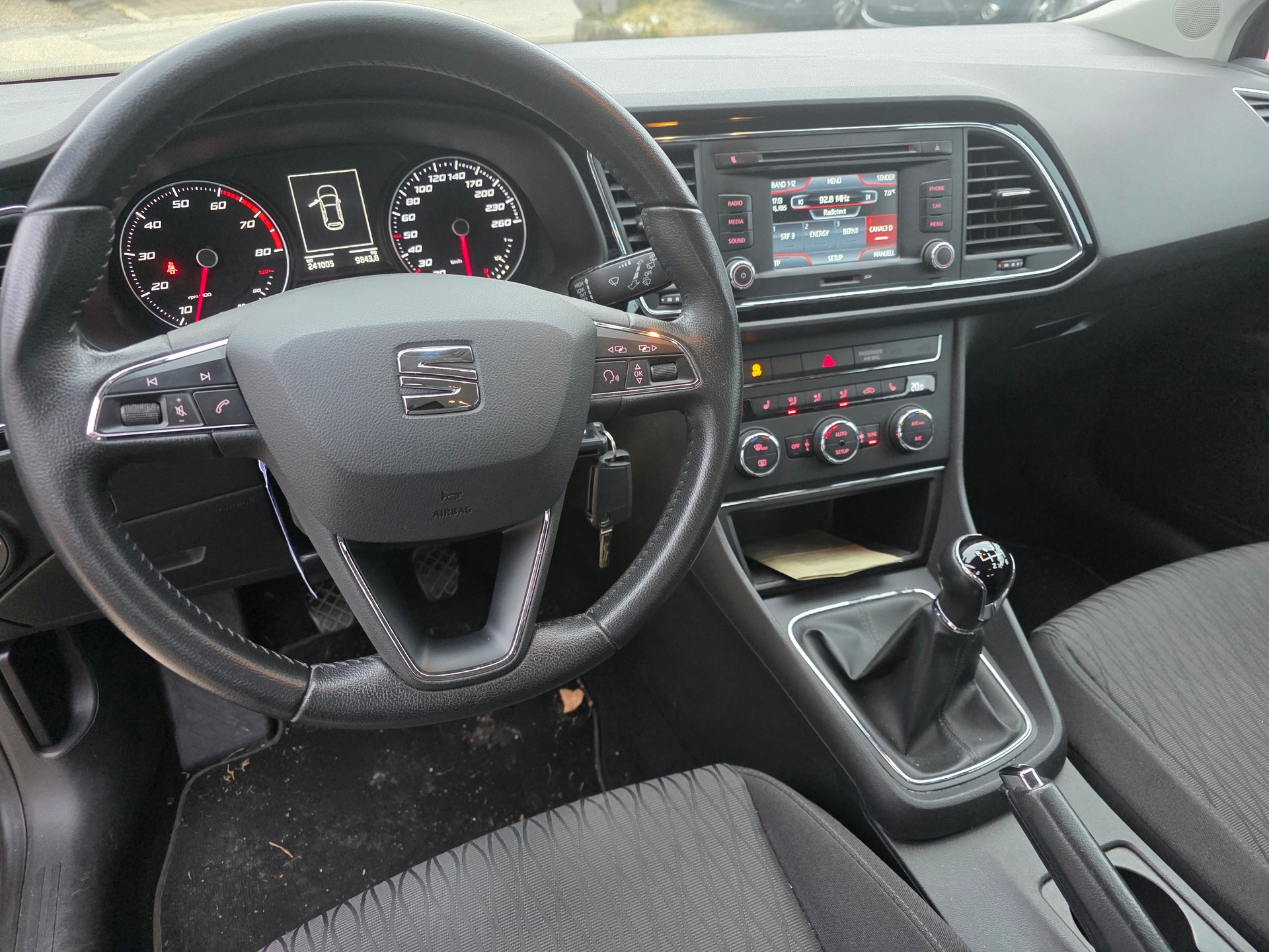 SEAT Leon ST 1.4 TSI Style-image-8