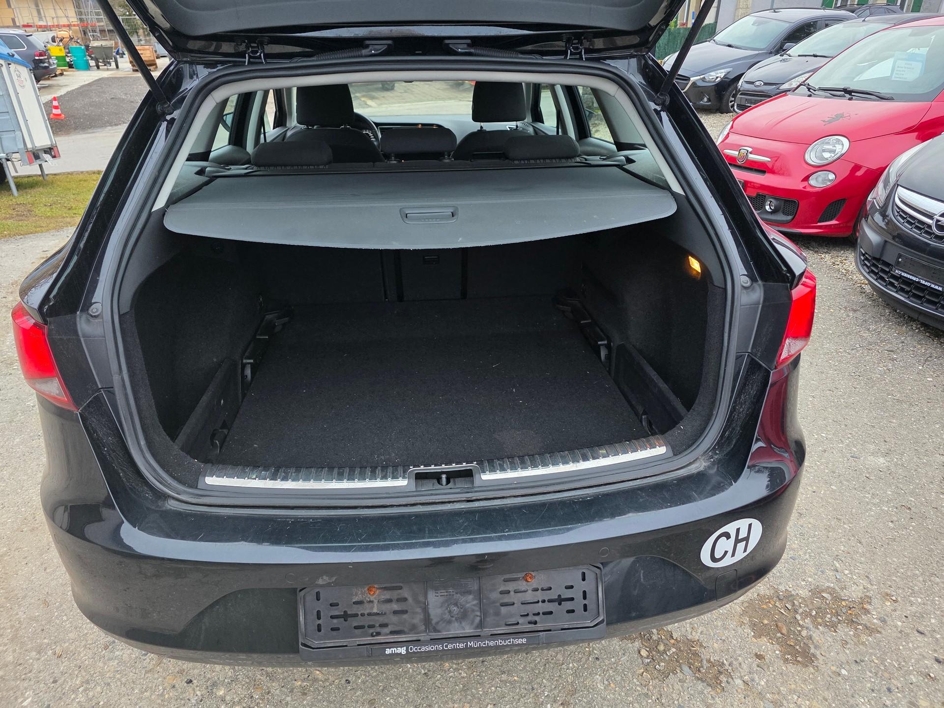 SEAT Leon ST 1.4 TSI Style-image-12