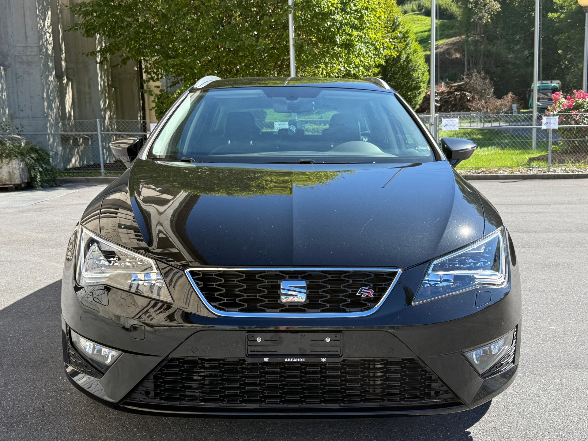 SEAT Leon ST 2.0 TDI FR DSG-image-3