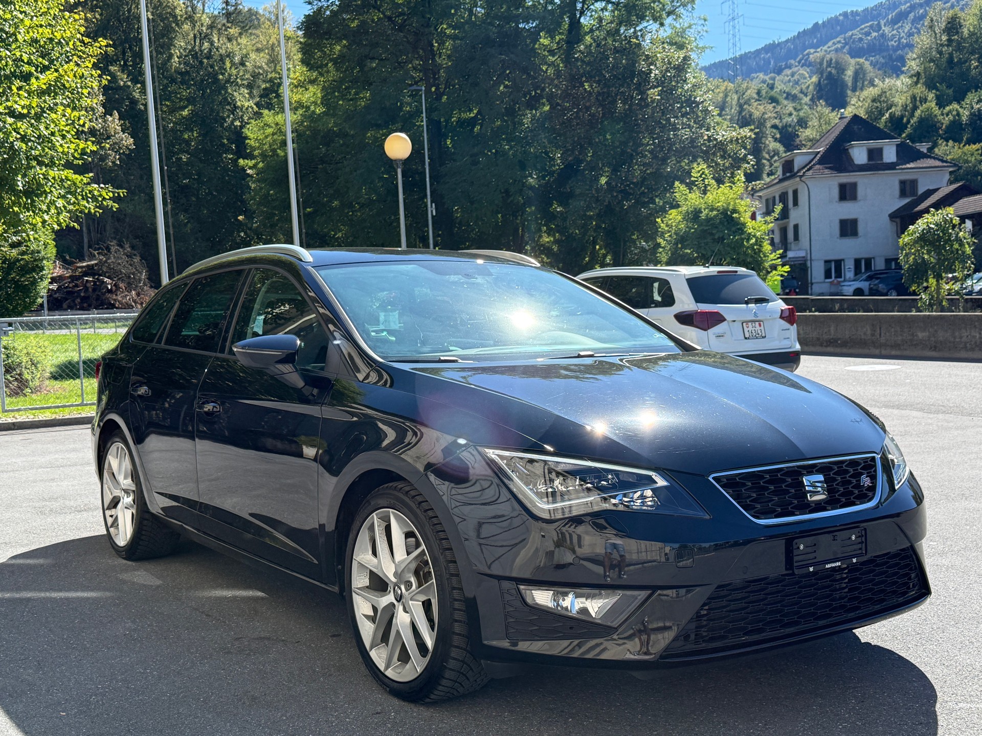SEAT Leon ST 2.0 TDI FR DSG-image-11