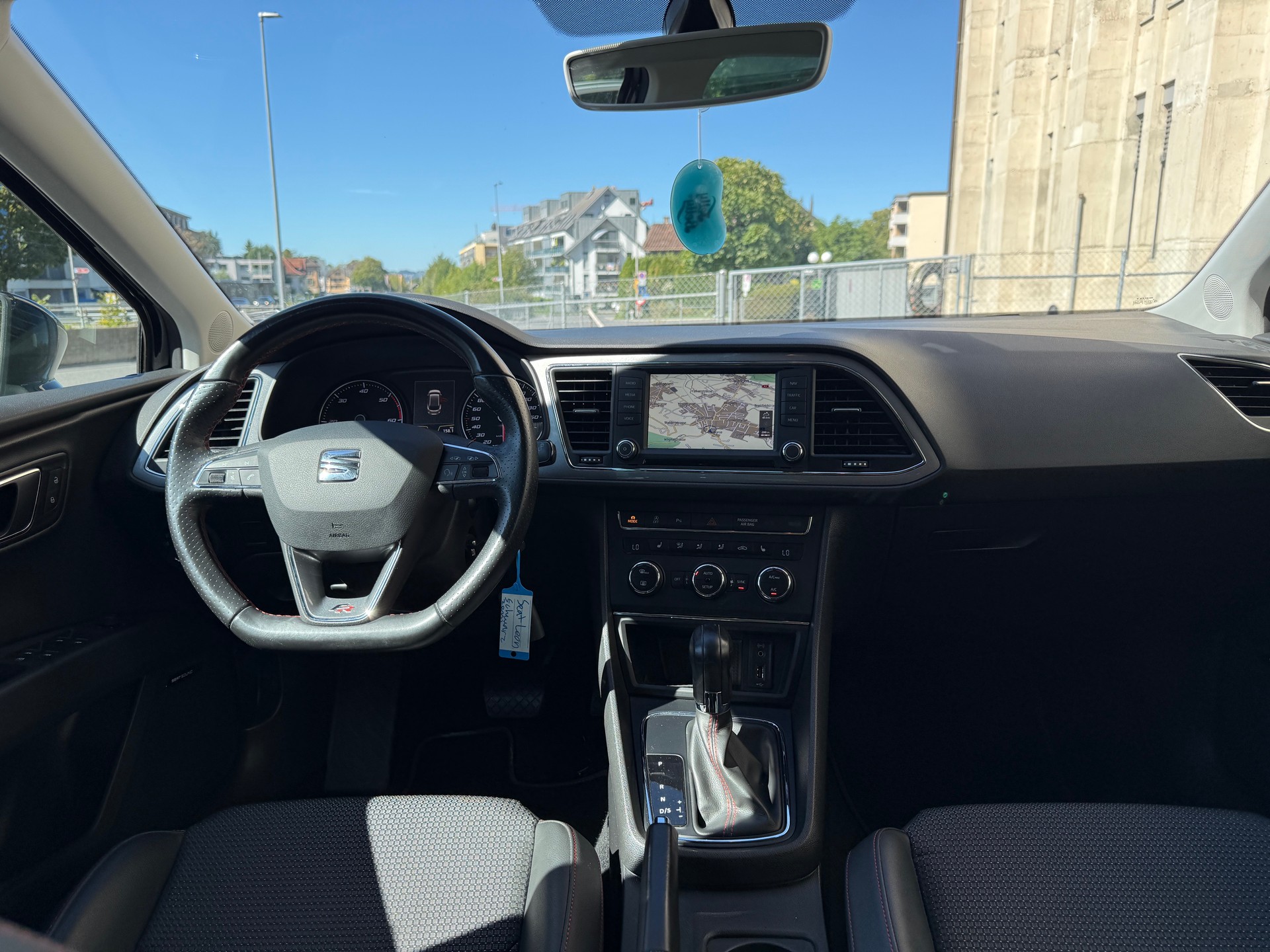 SEAT Leon ST 2.0 TDI FR DSG-image-6