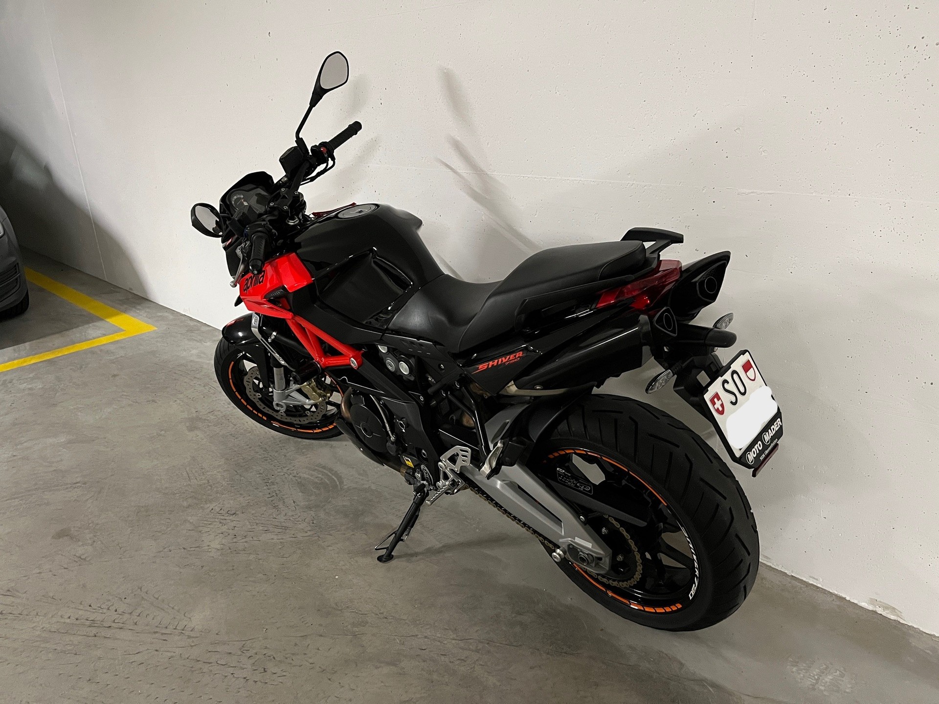 APRILIA SL 750 Shiver ABS-image-3