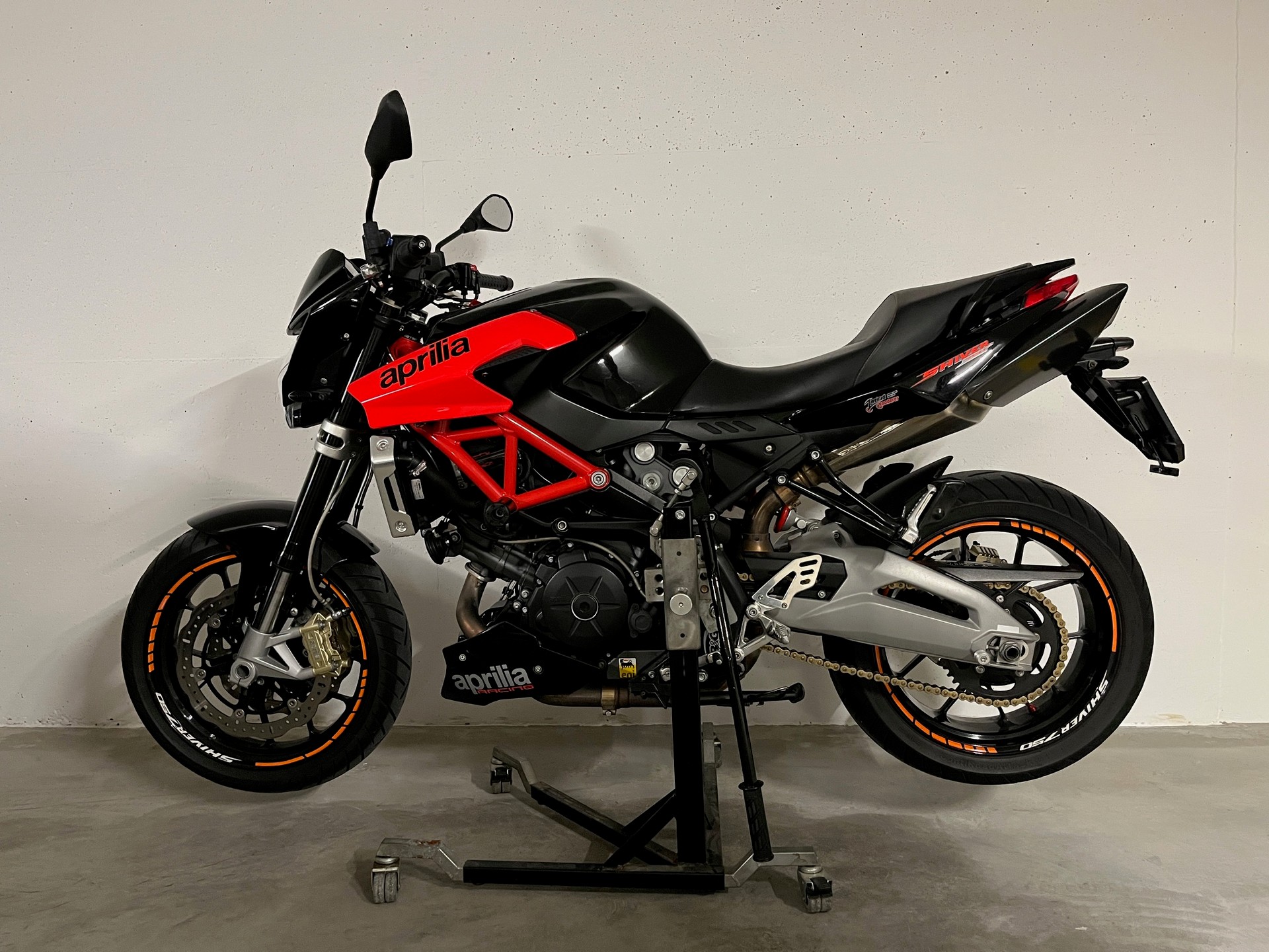 APRILIA SL 750 Shiver ABS