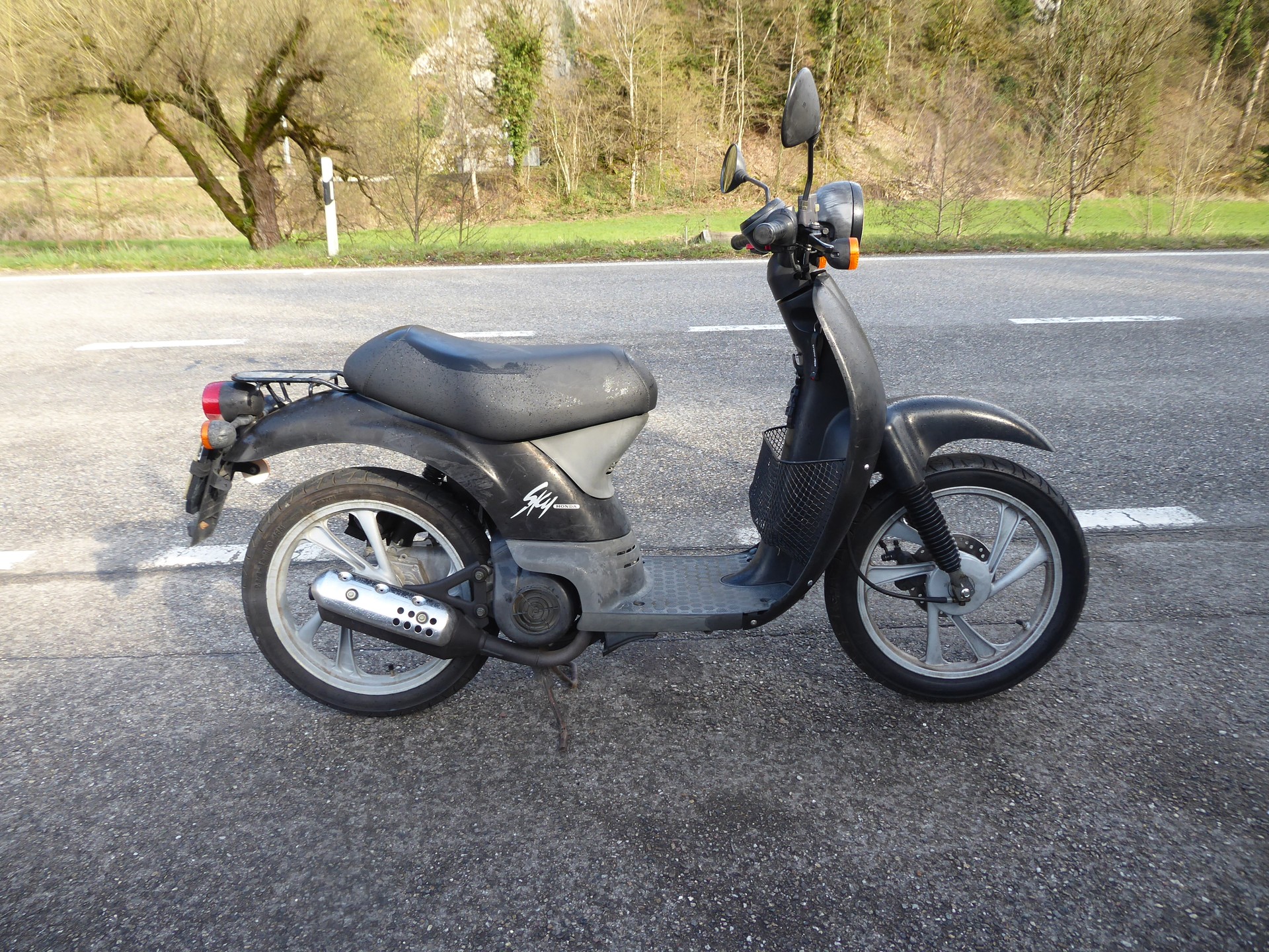 HONDA SGX 50 Sky-image-0