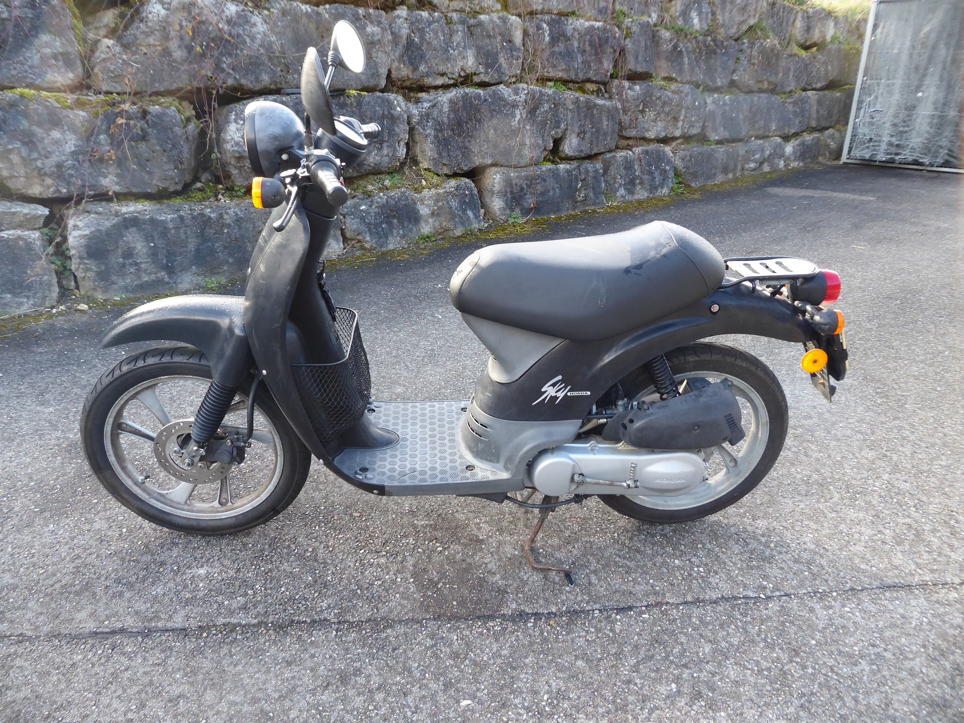 HONDA SGX 50 Sky-image-2
