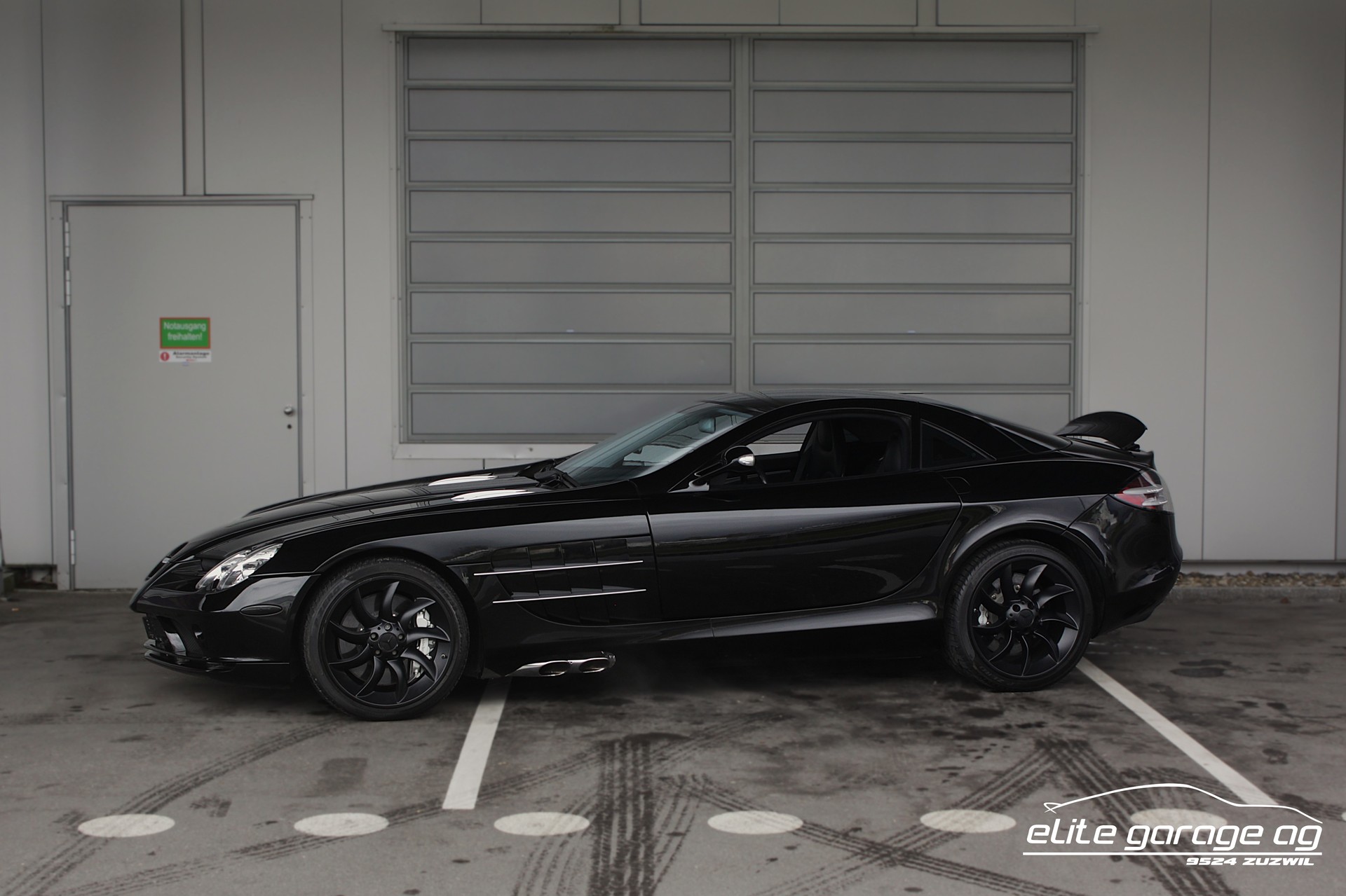 MERCEDES-BENZ SLR McLaren AUS 1. HAND