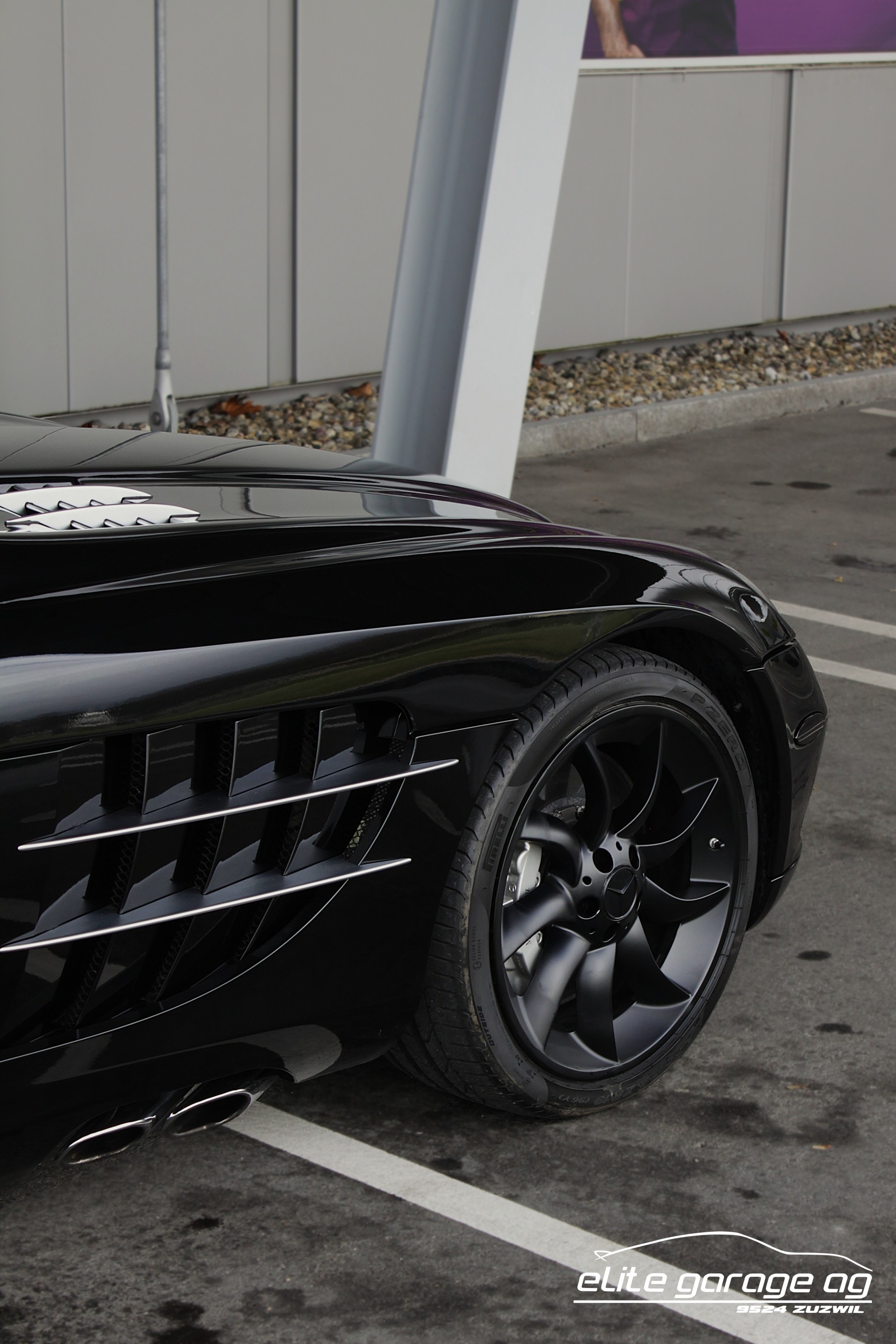 MERCEDES-BENZ SLR McLaren AUS 1. HAND-image-10