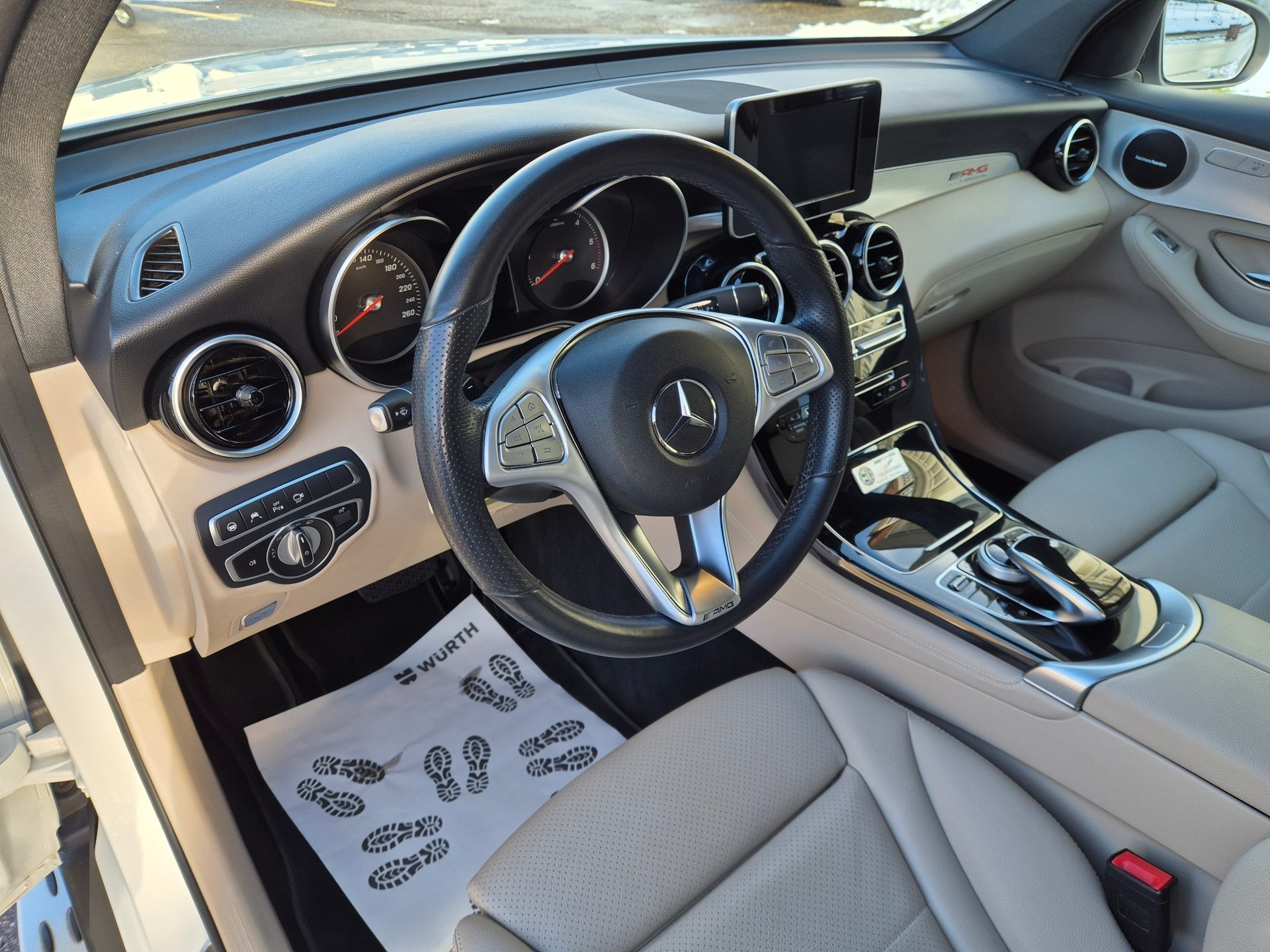 MERCEDES-BENZ GLC Coupé 250 d AMG Line 4Matic 9G-Tronic-image-11