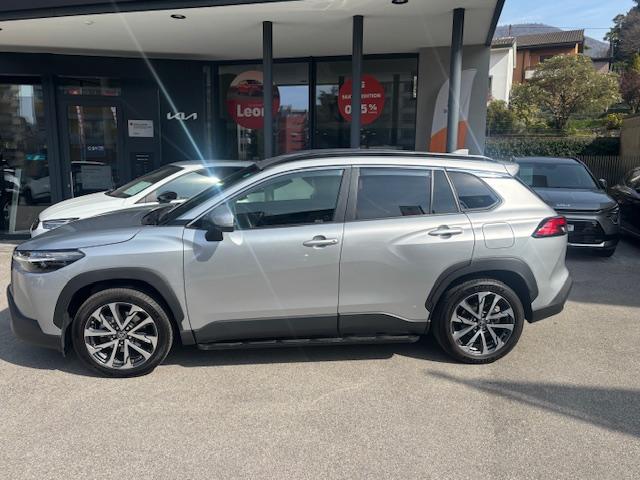 TOYOTA Corolla Cross 2.0 HSD Trend AWD-i-image-2