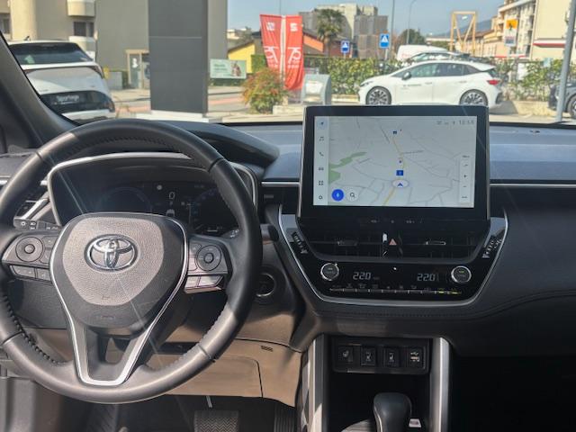 TOYOTA Corolla Cross 2.0 HSD Trend AWD-i-image-13