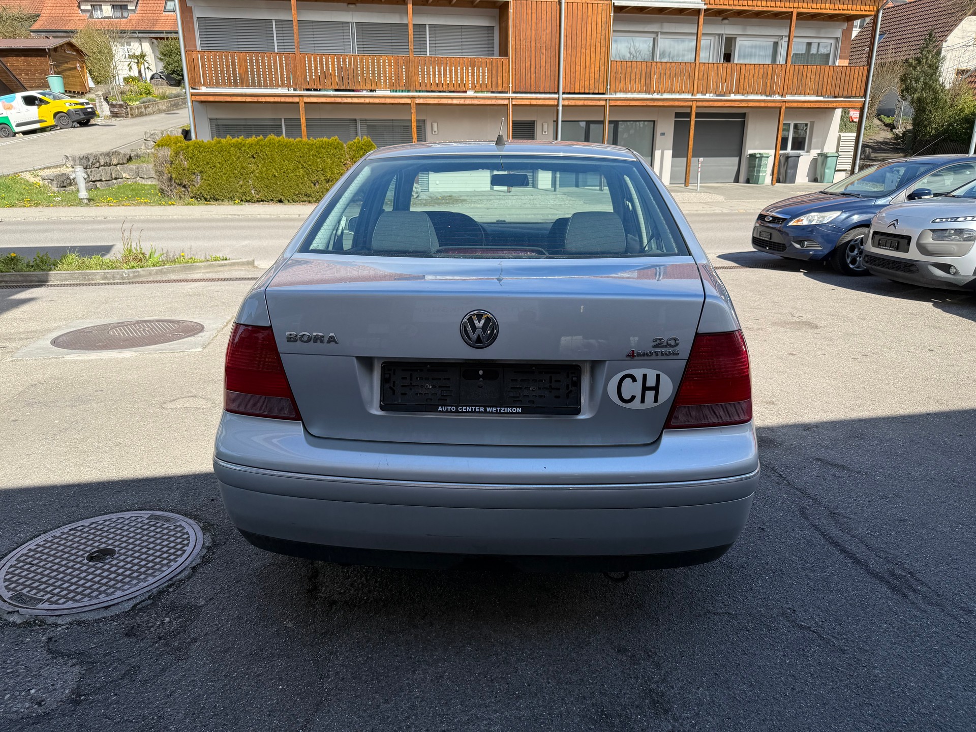 VW Bora 2.0 4Motion-image-3
