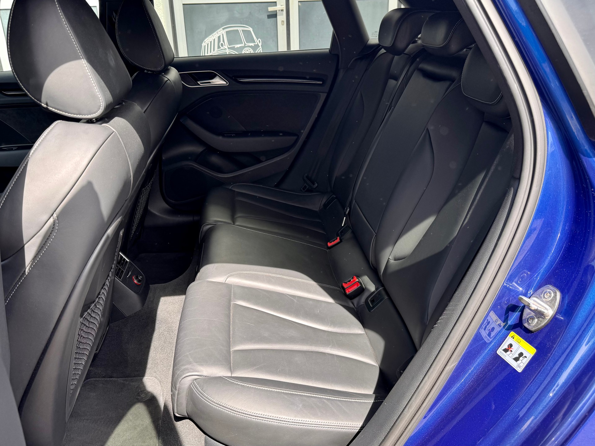AUDI RS3 2.5 TSI quattro S-tronic-image-7