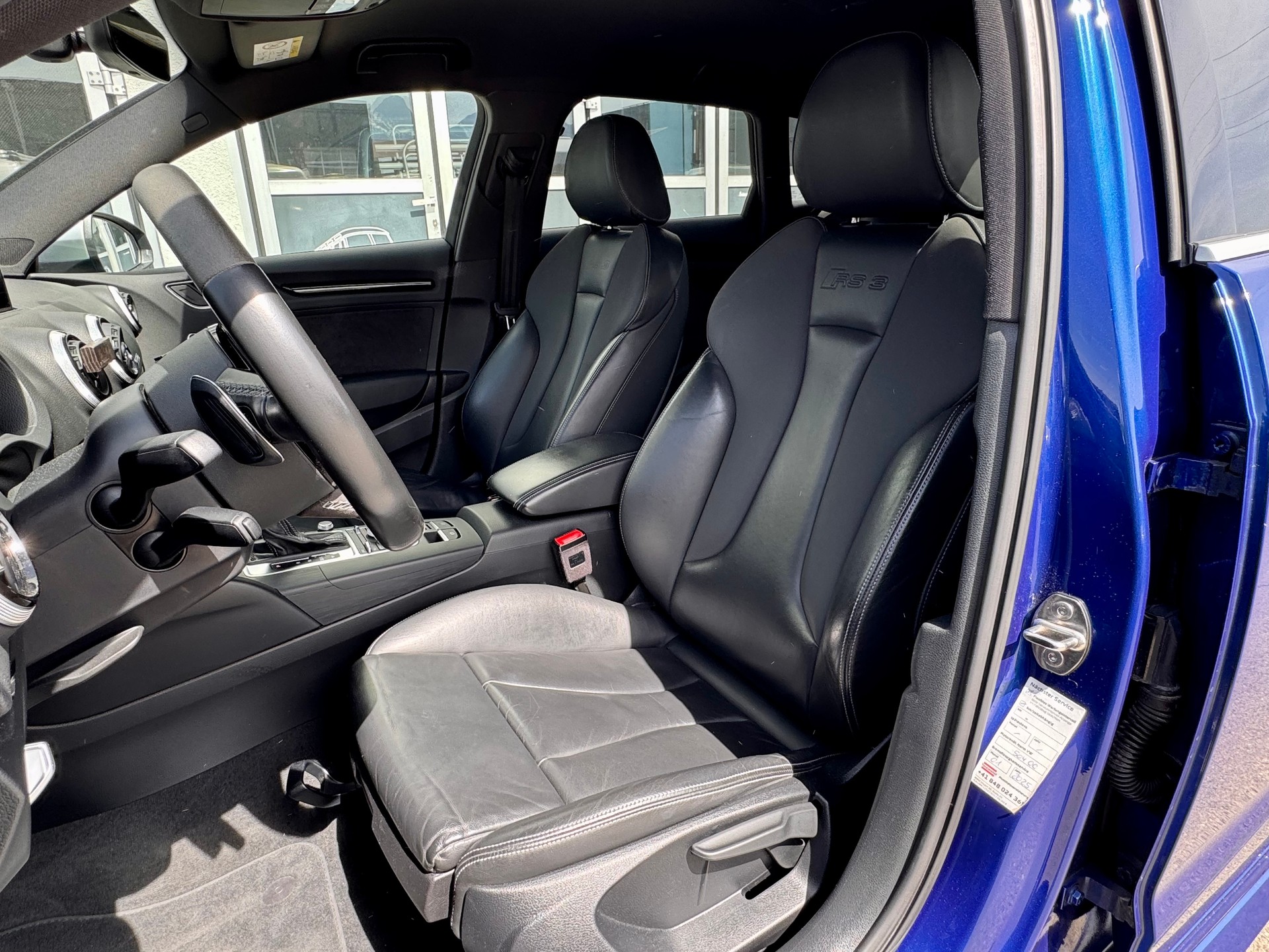 AUDI RS3 2.5 TSI quattro S-tronic-image-5
