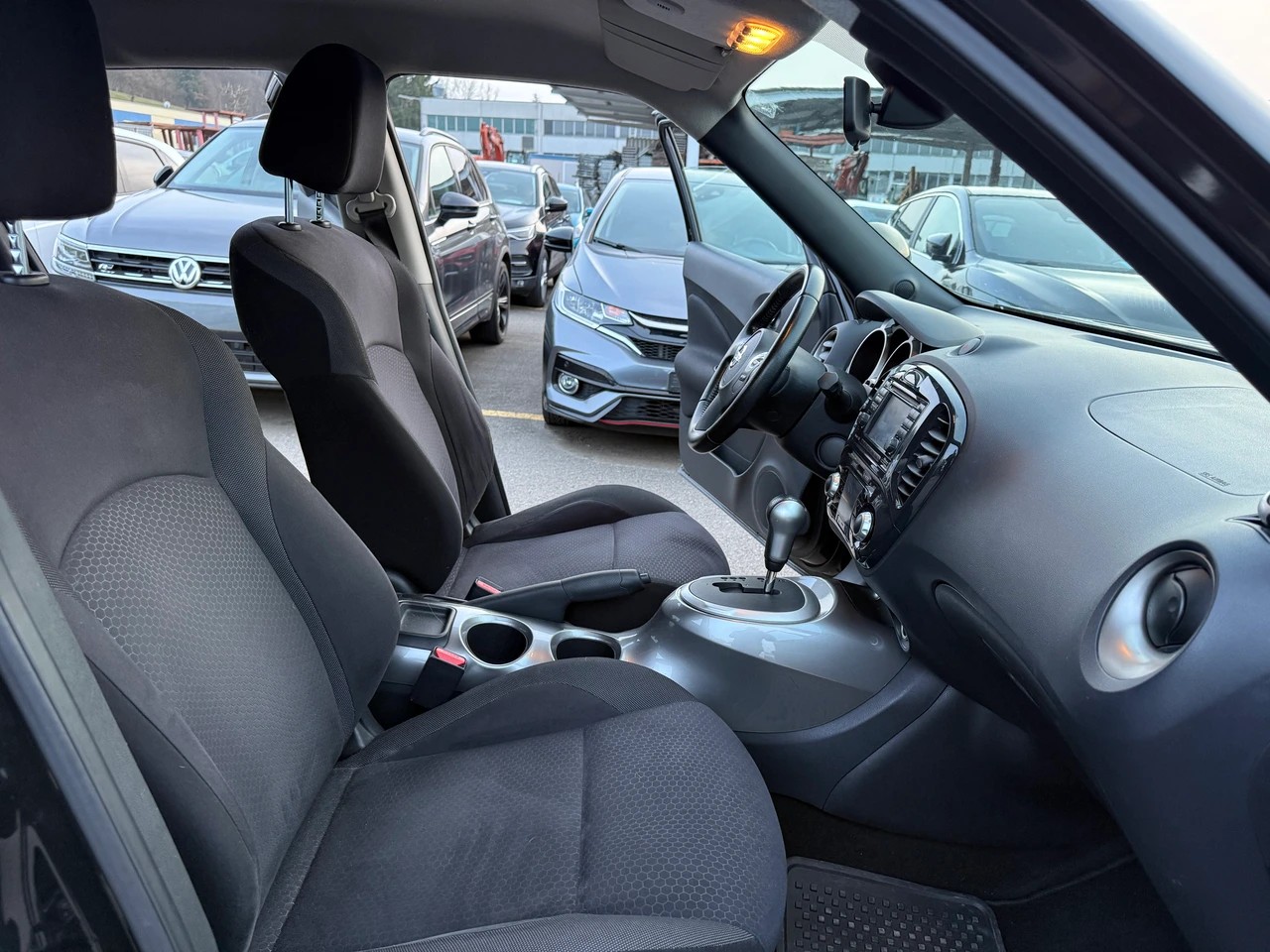 NISSAN Juke 1.6 DIG-T tekna 4x4 Xtronic M-CVT-image-17