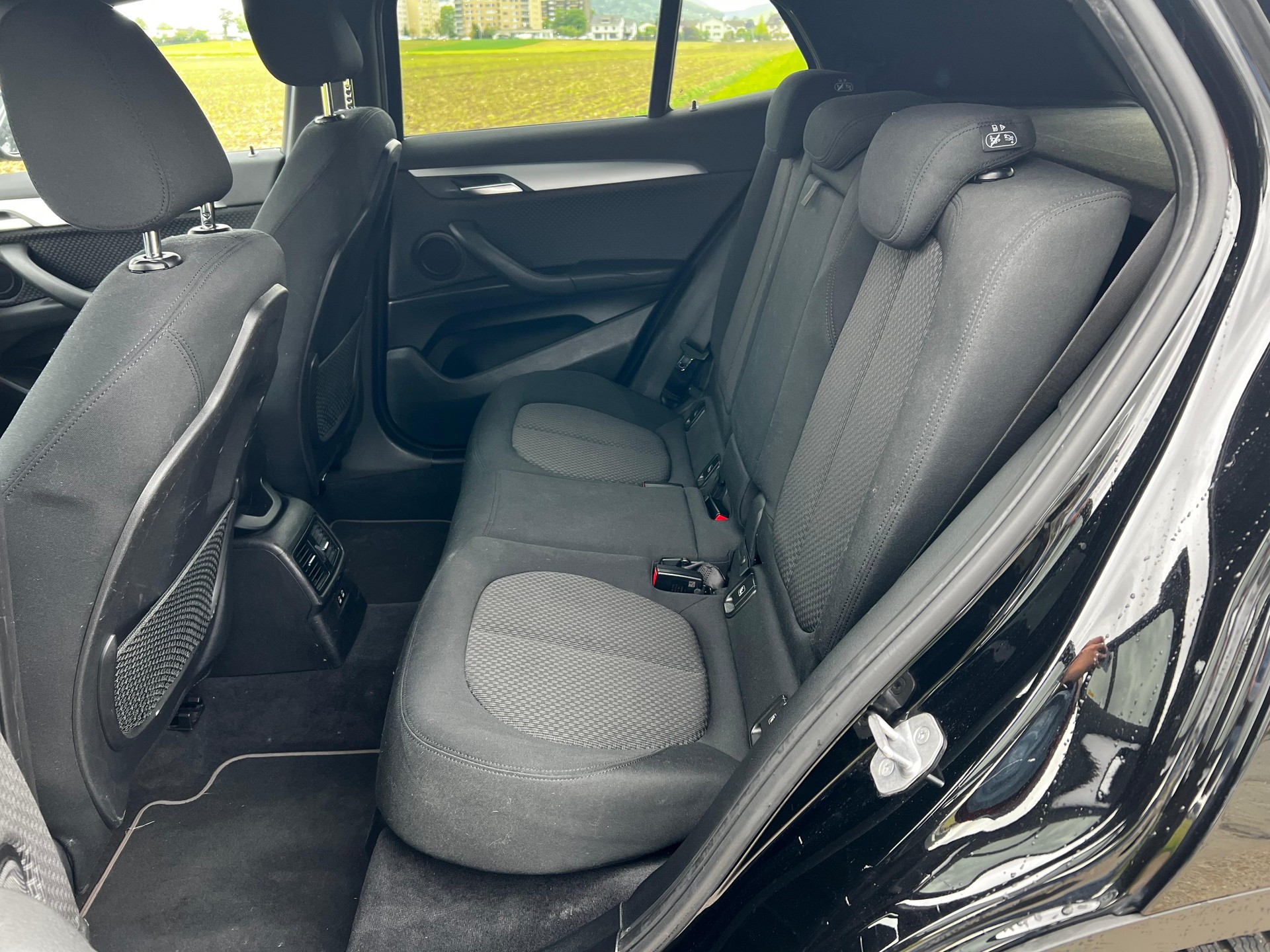 BMW X2 sDrive 18d Steptronic-image-11