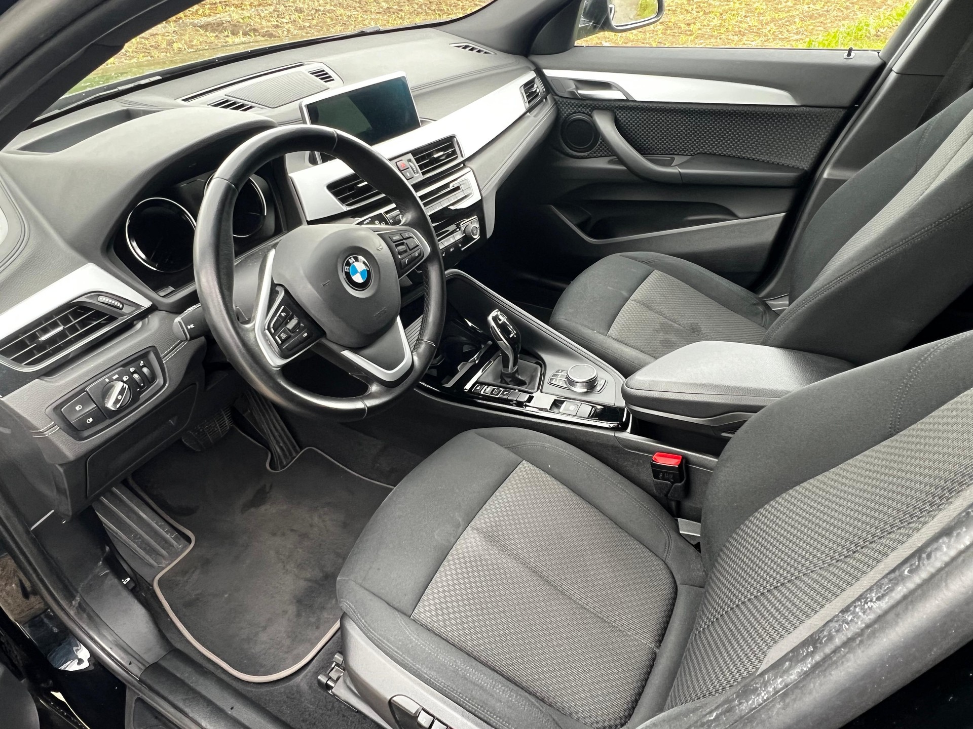 BMW X2 sDrive 18d Steptronic-image-8