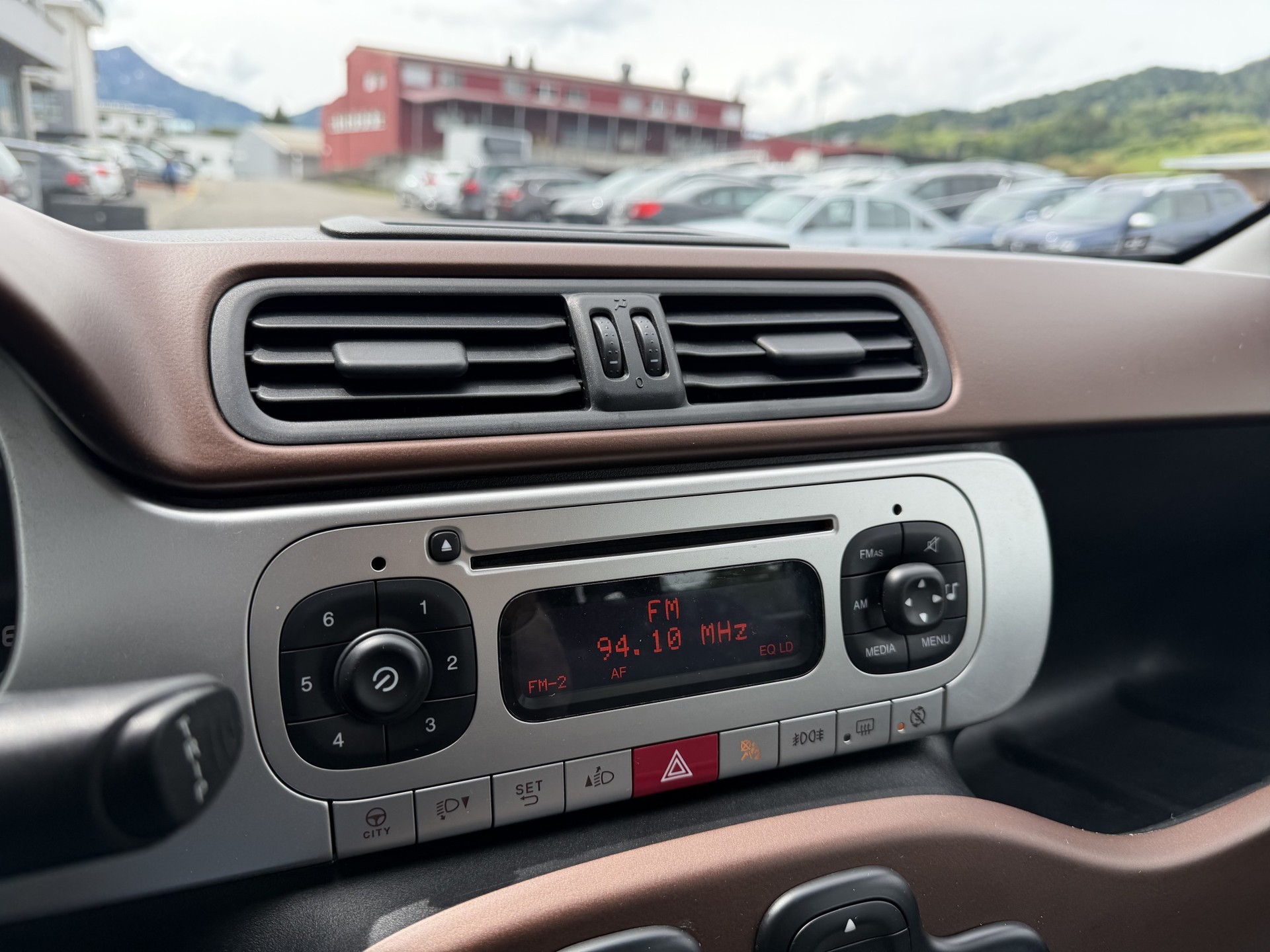 FIAT Panda 1.3 MJ Cross 4x4-image-9