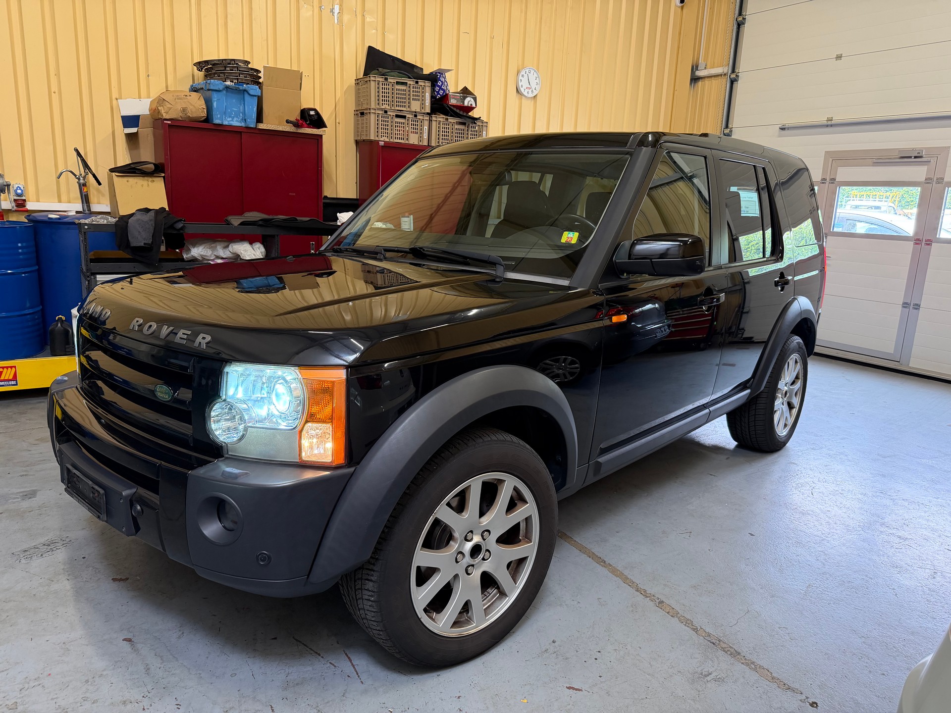 LAND ROVER Discovery 2.7d V6 HSE Automatic-image-7